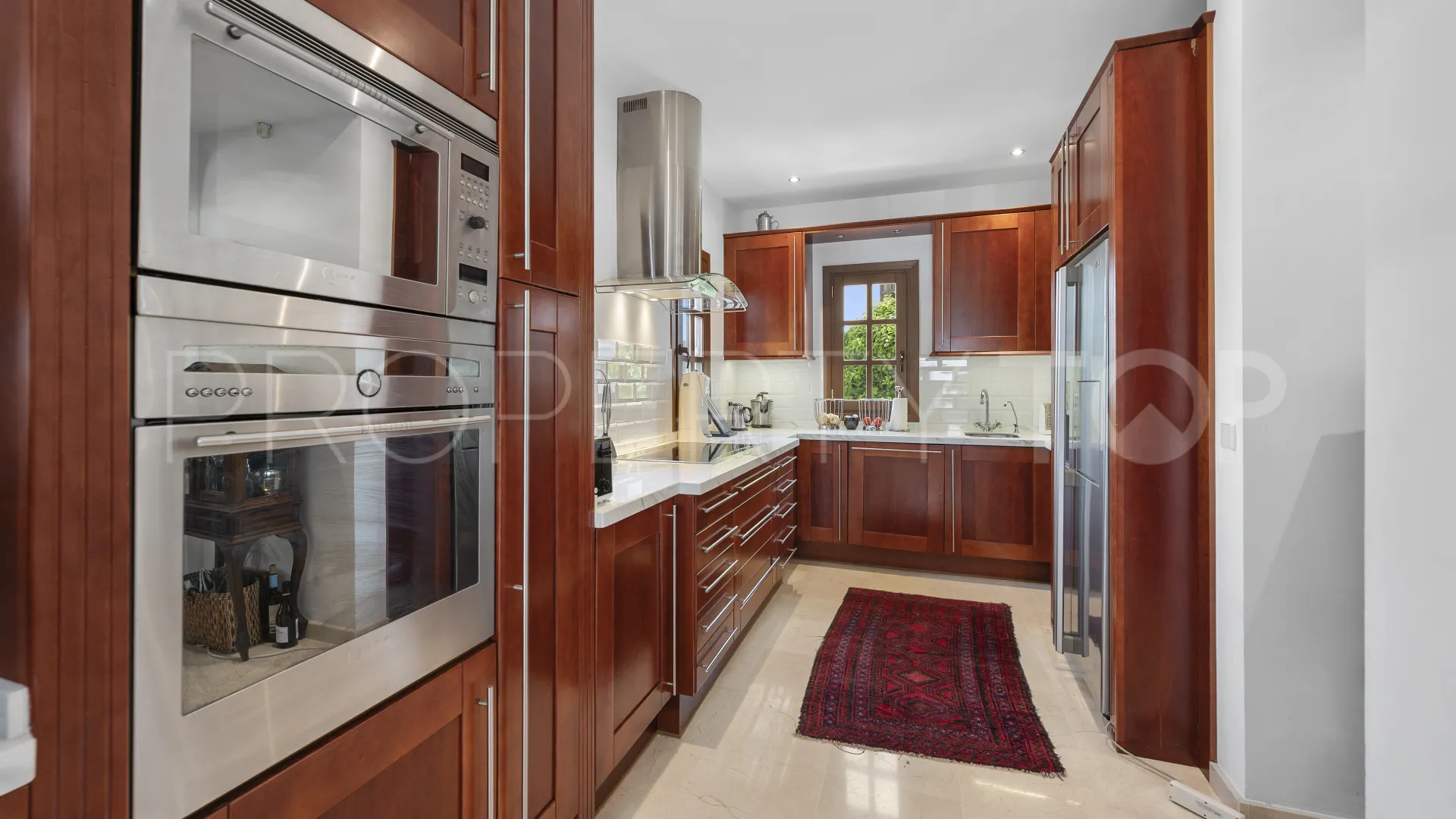 Villa for sale in San Pedro Playa with 5 bedrooms