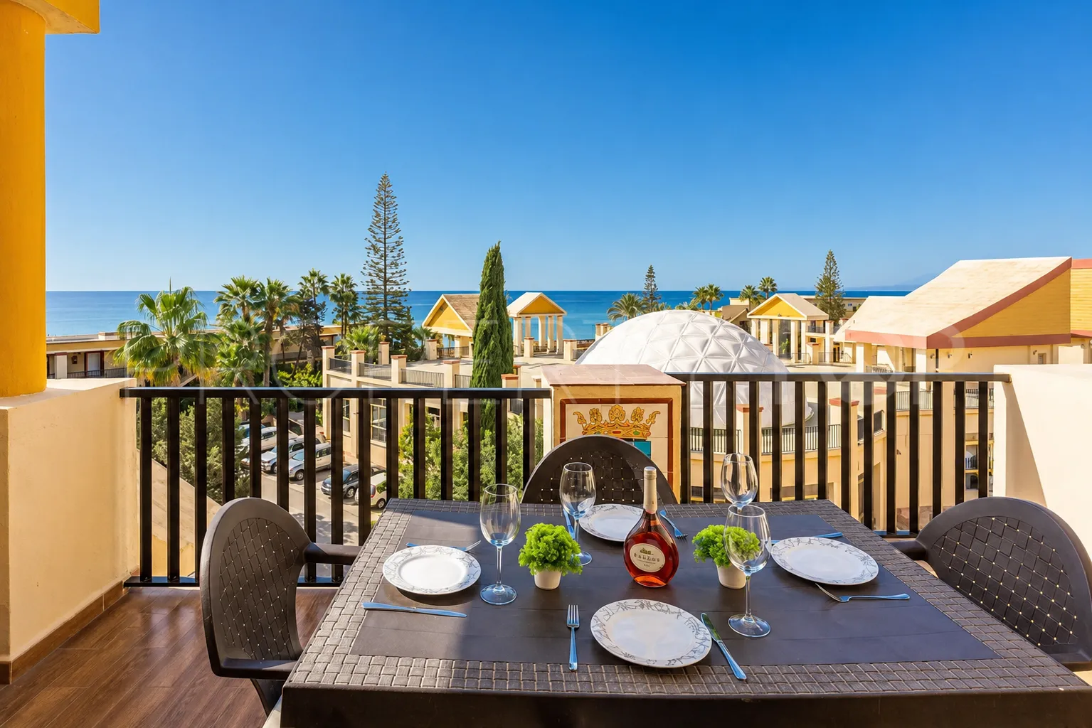 Apartamento a la venta en Elviria