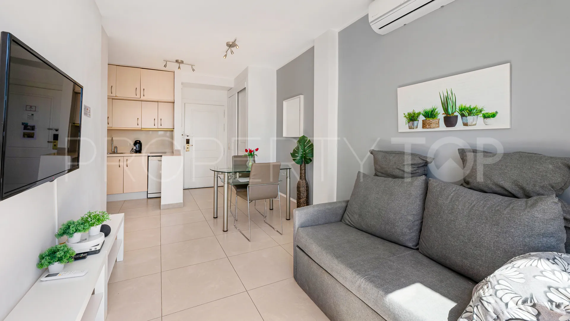 Apartamento a la venta en Elviria