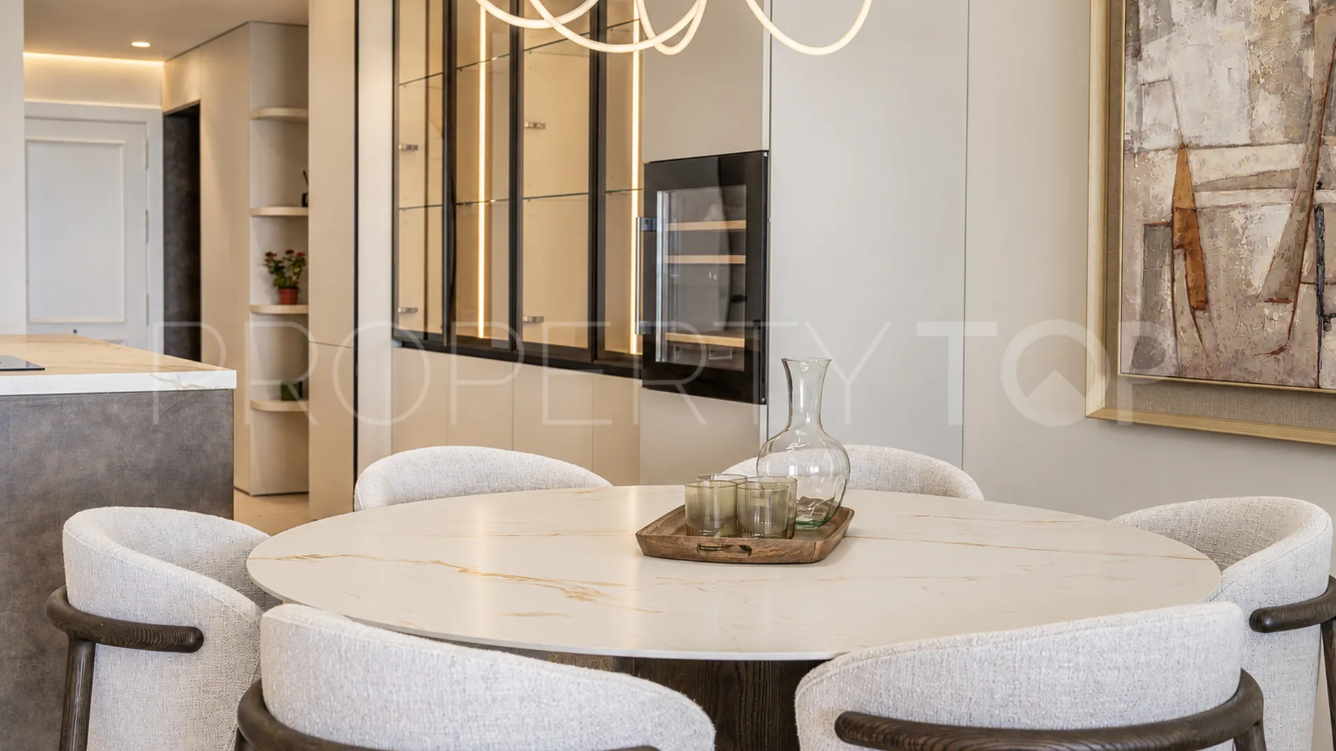 Buy ground floor apartment in Nueva Andalucia