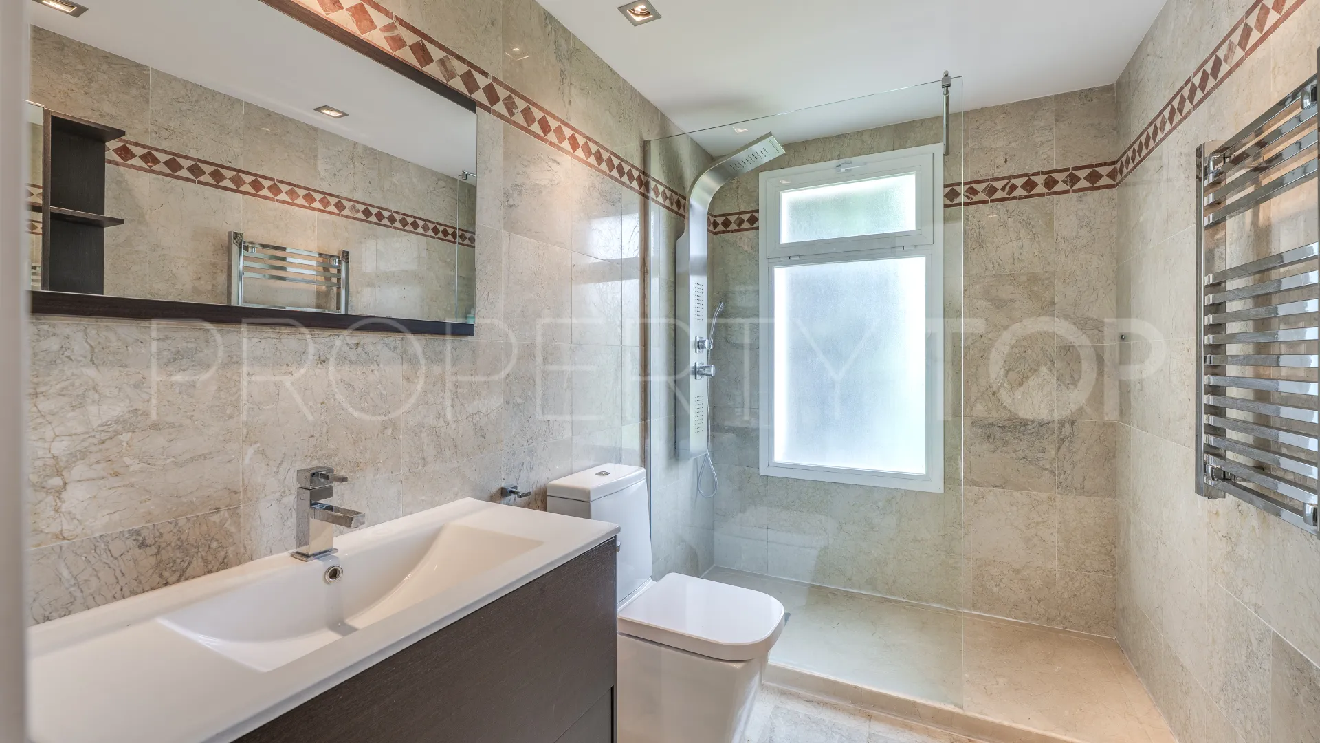 2 bedrooms La Quinta Golf town house for sale