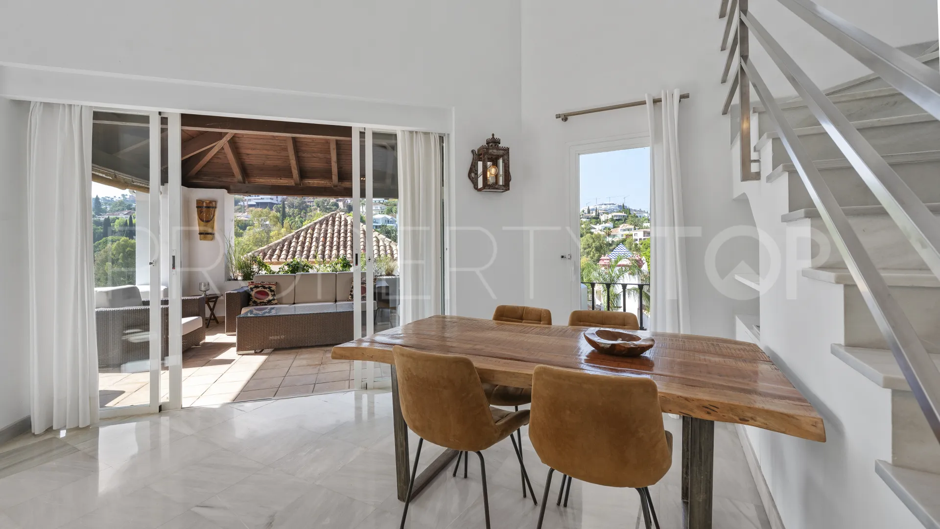 2 bedrooms La Quinta Golf town house for sale