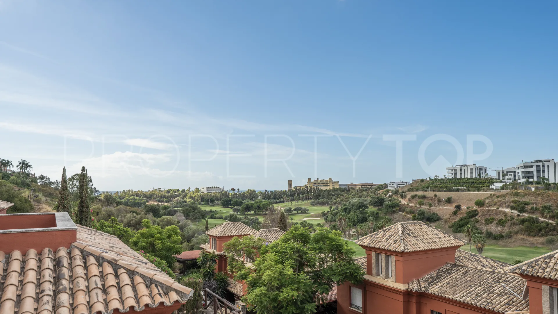For sale semi detached house in Los Monteros