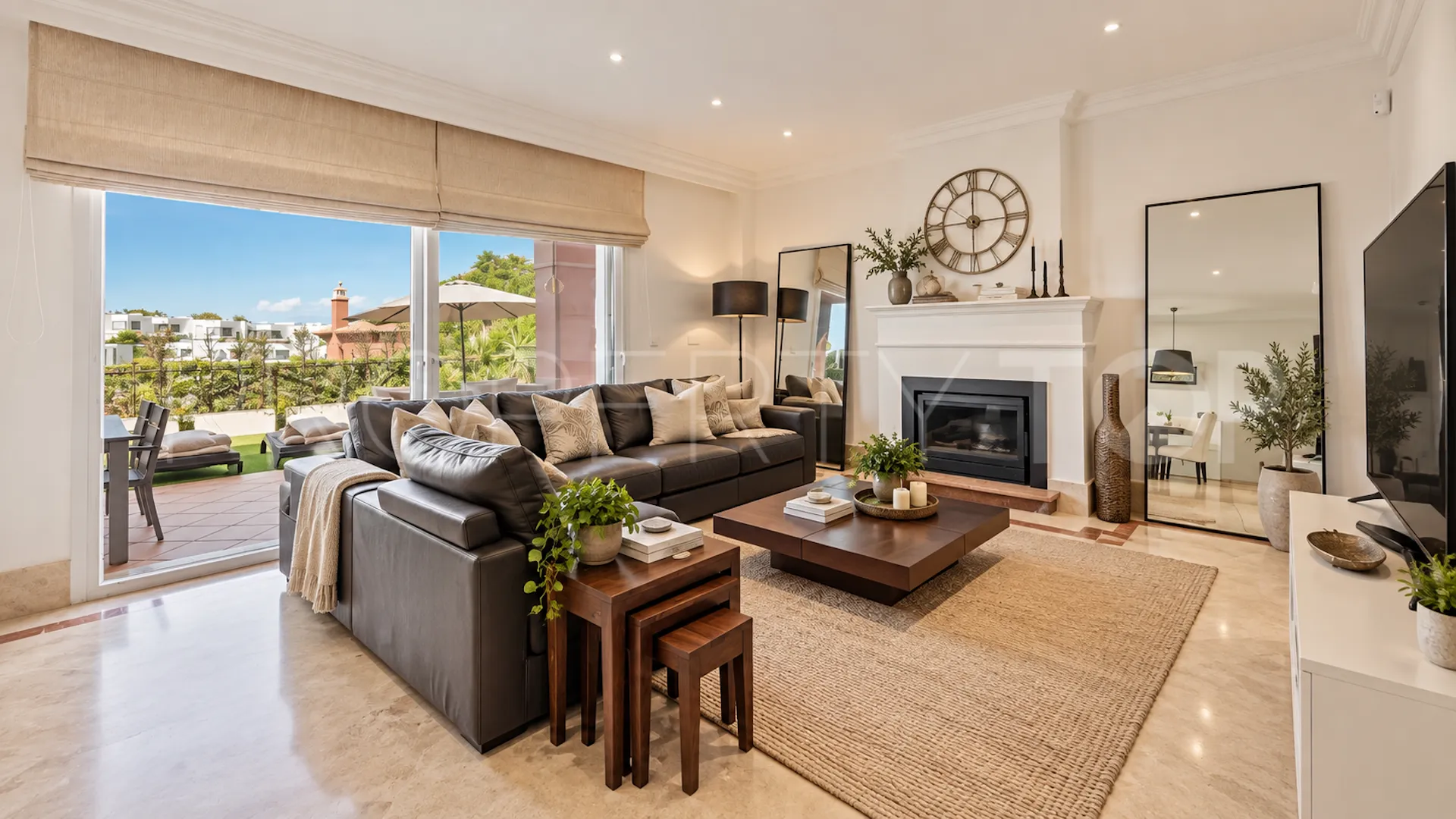For sale semi detached house in Los Monteros