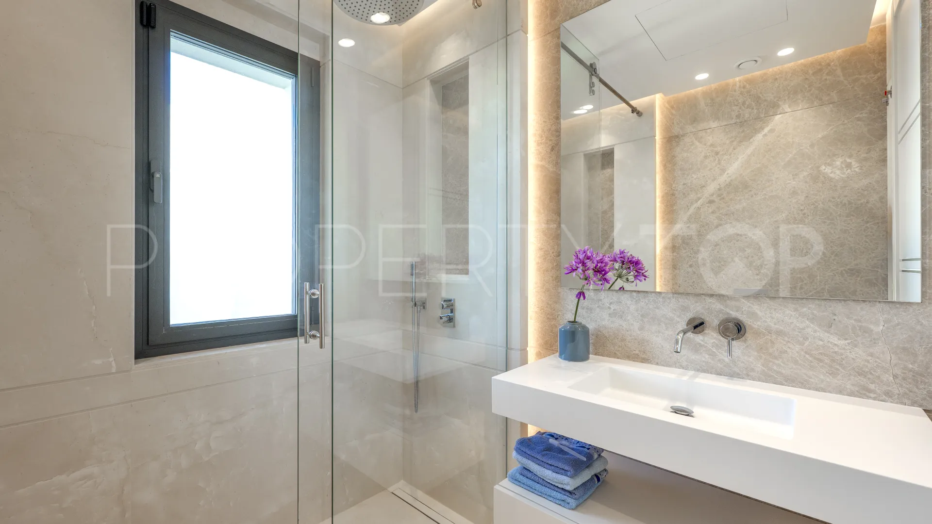Elviria 5 bedrooms villa for sale