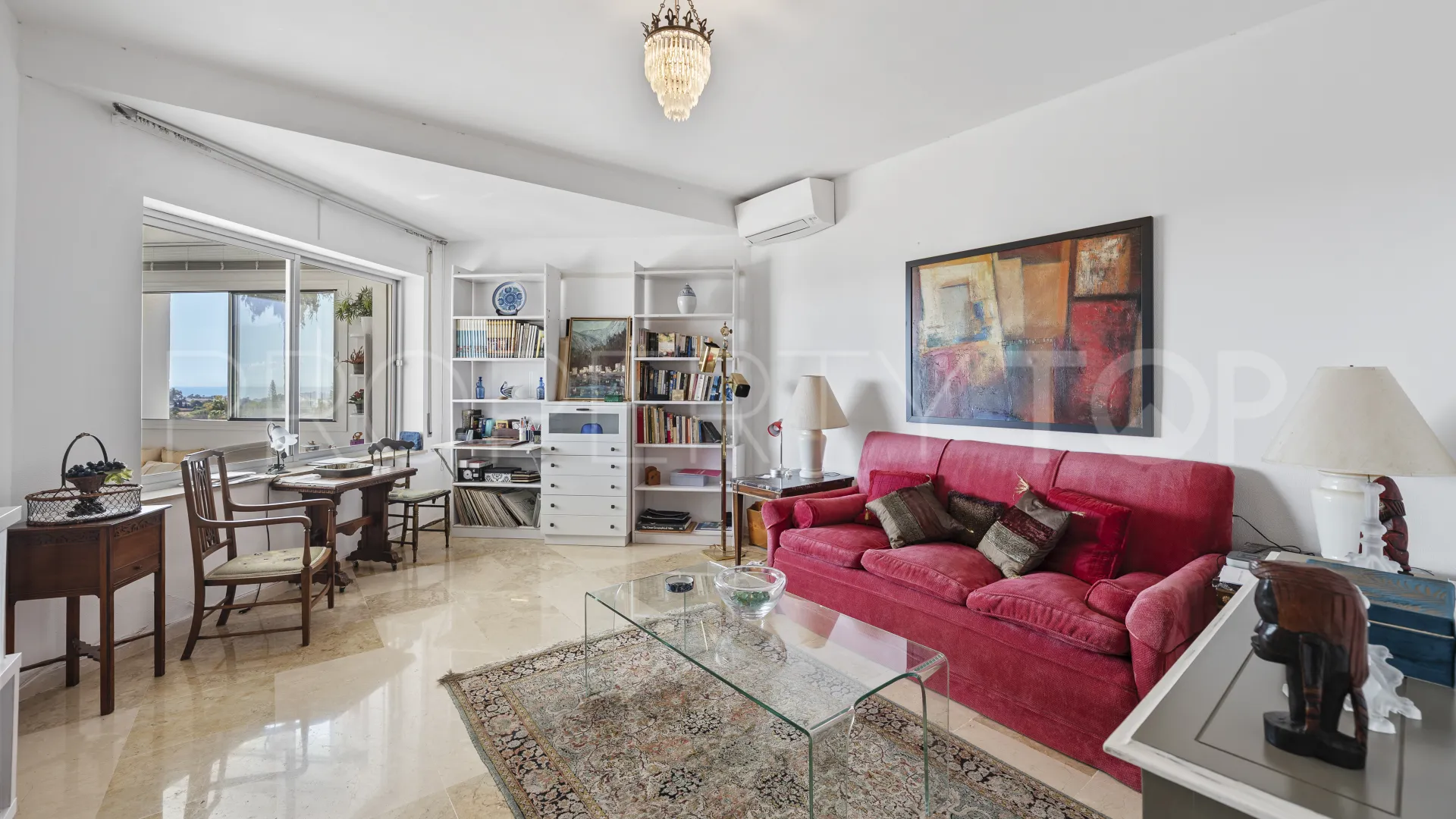 Apartment for sale in Guadalmina Alta with 3 bedrooms