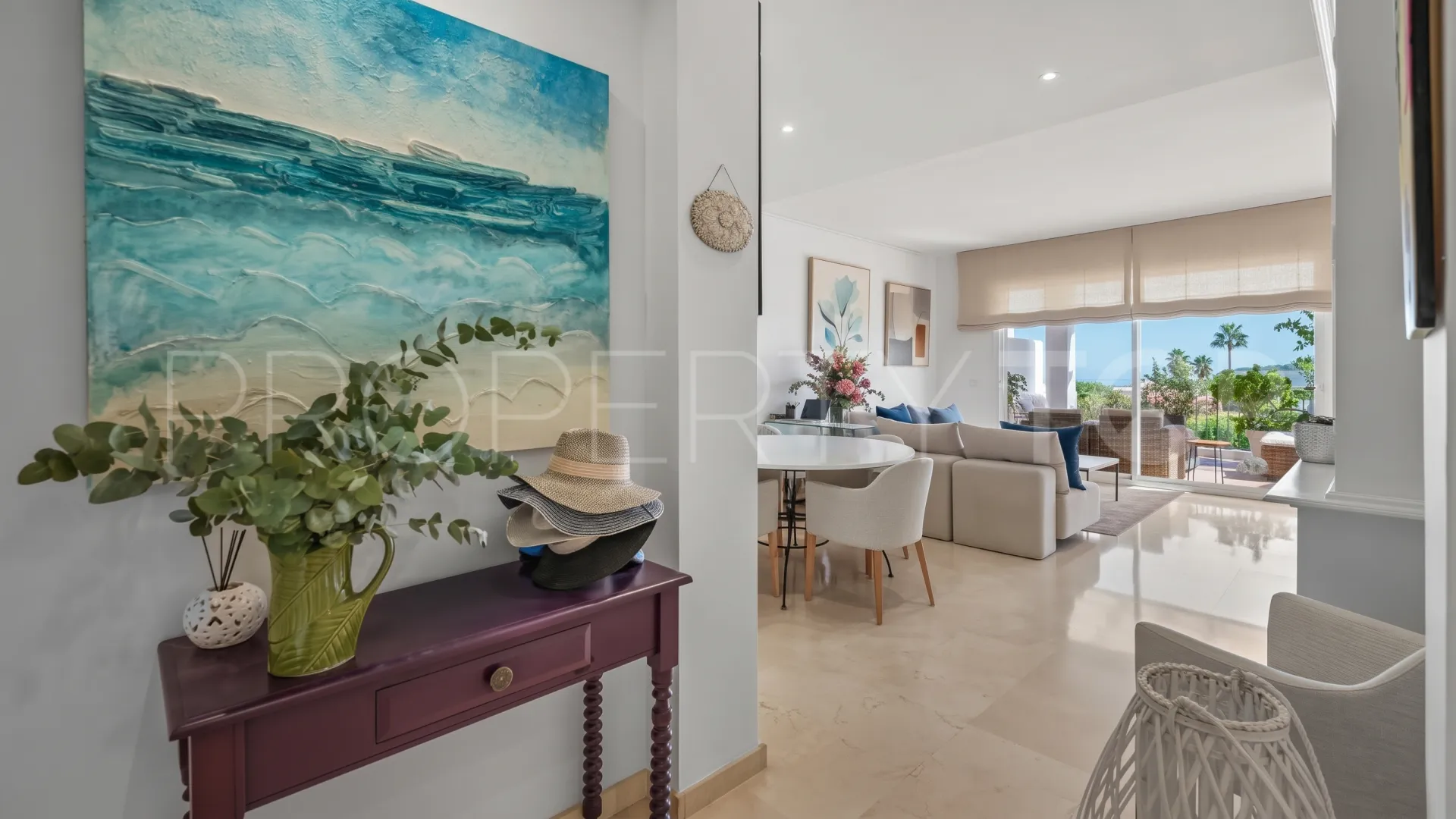 Penthouse for sale in Nueva Andalucia