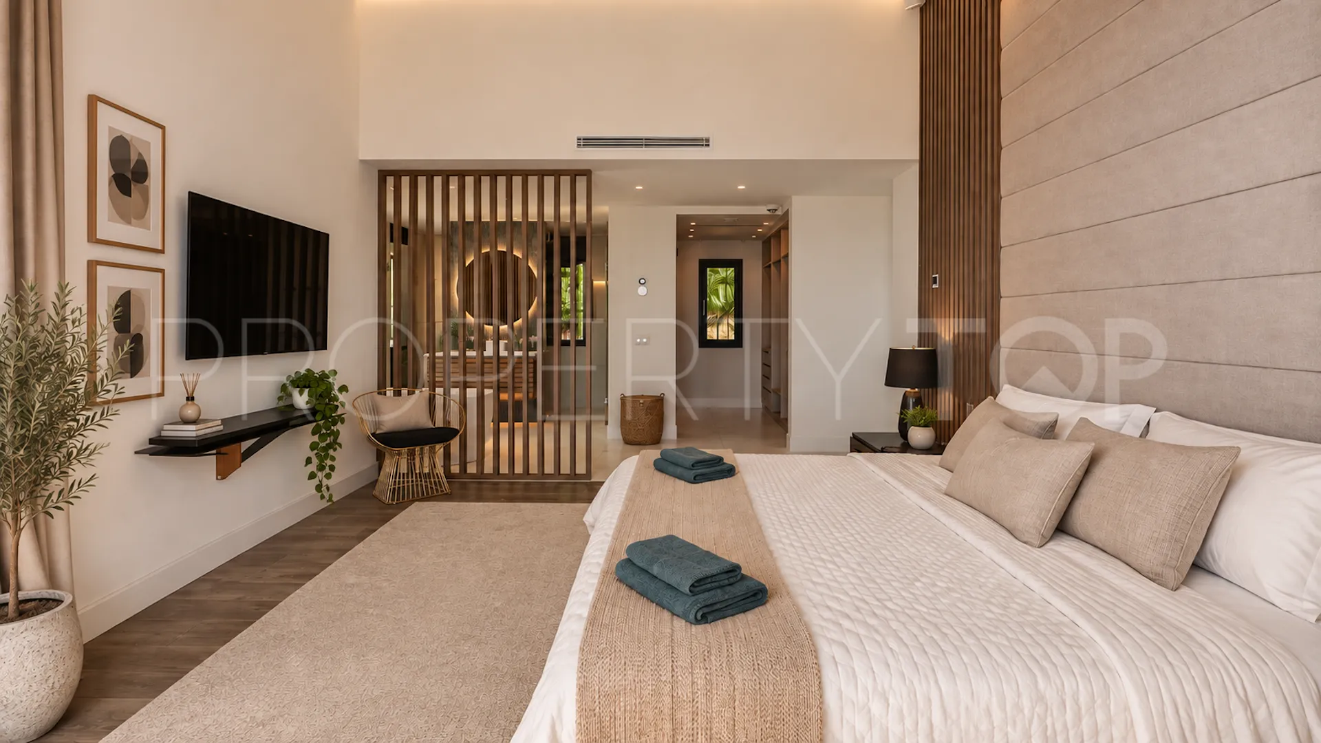 Elviria villa for sale