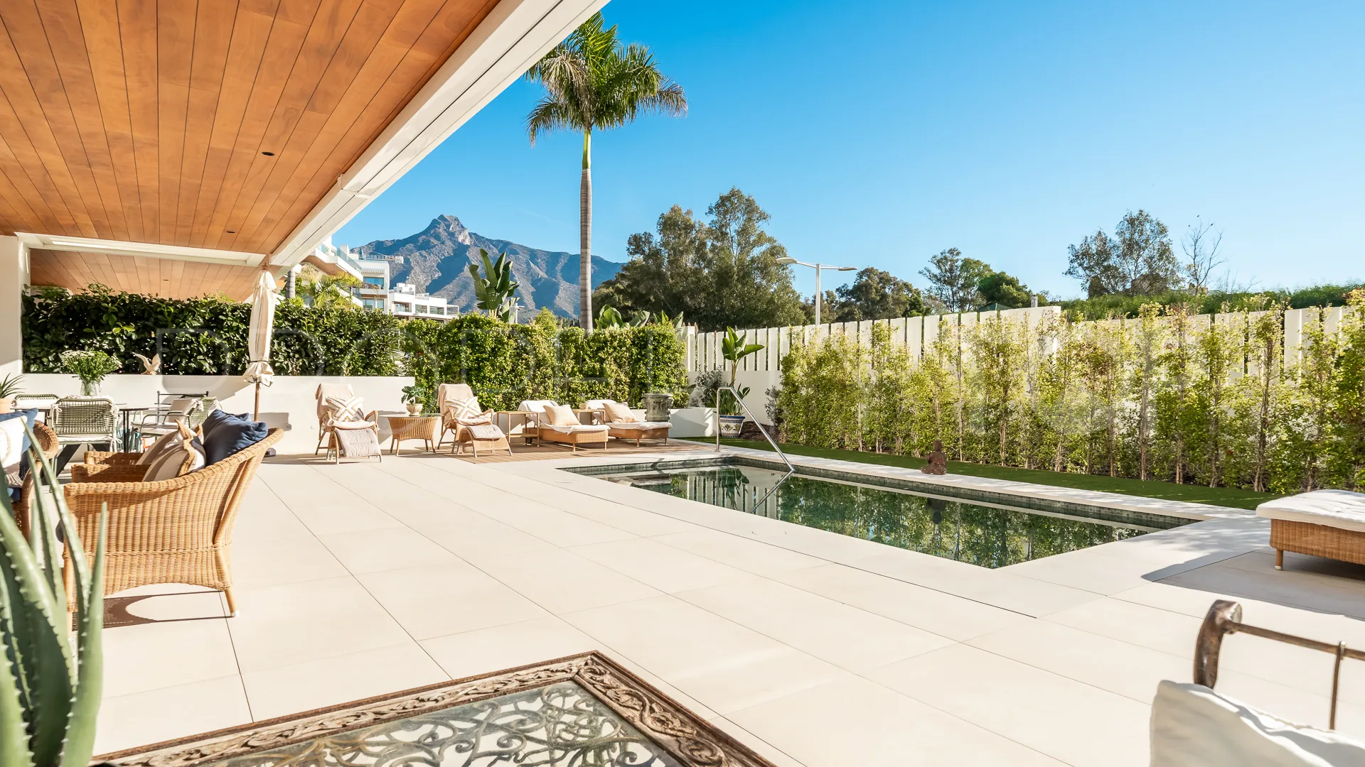 Golden Mile, apartamento planta baja en venta
