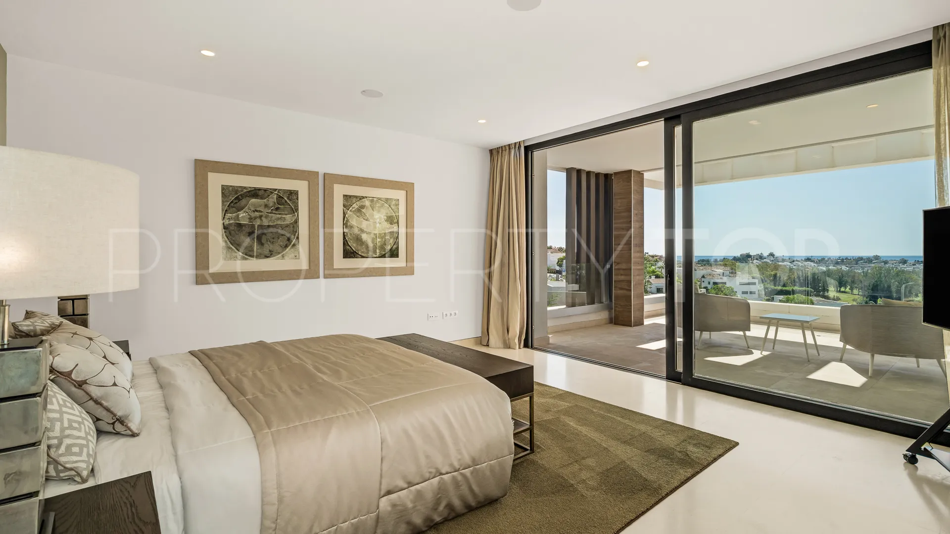 Villa for sale in La Alqueria with 5 bedrooms