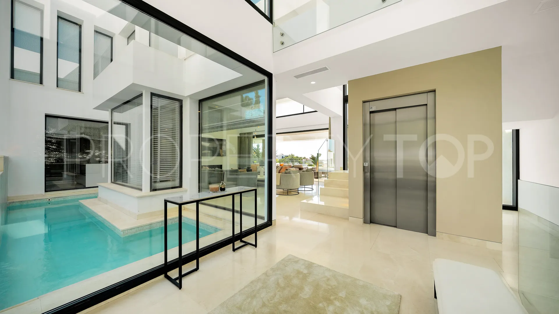 Villa for sale in La Alqueria with 5 bedrooms