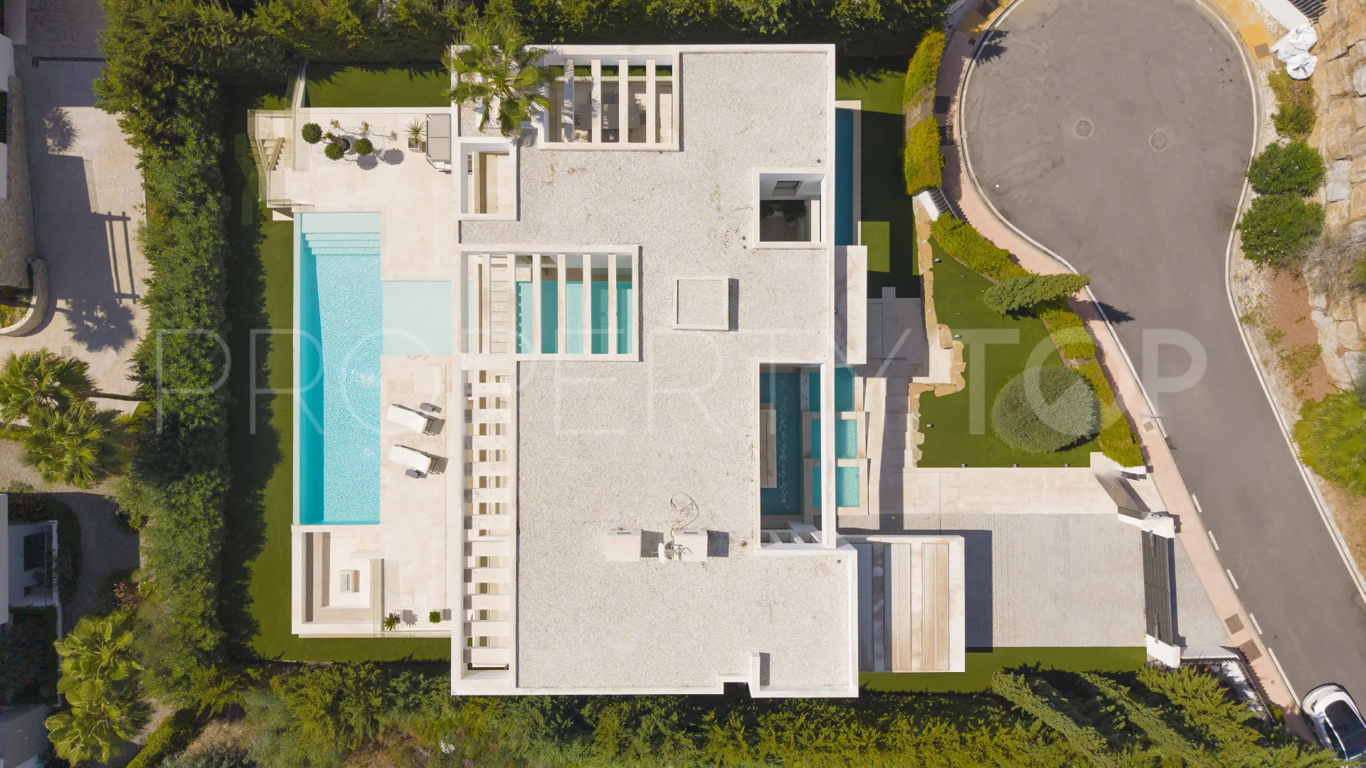 Villa for sale in La Alqueria with 5 bedrooms