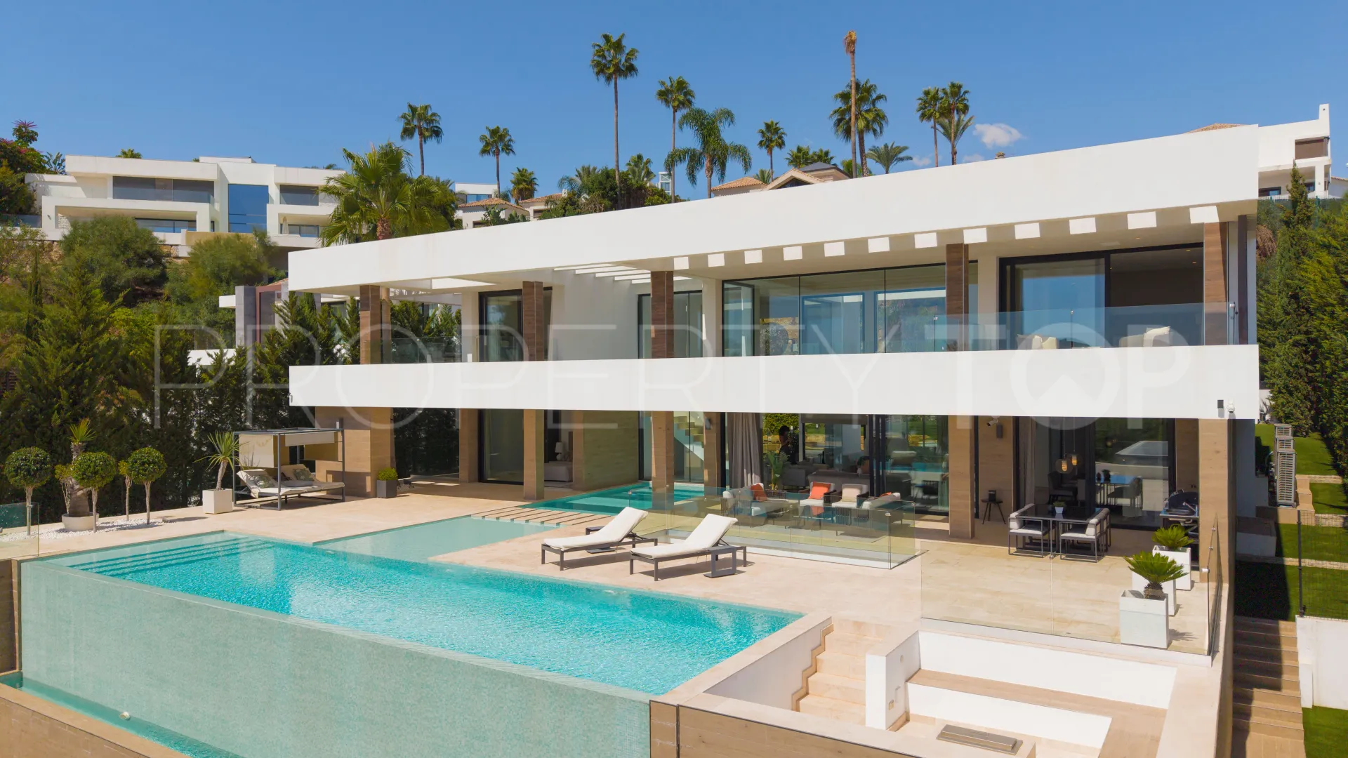 Villa for sale in La Alqueria with 5 bedrooms
