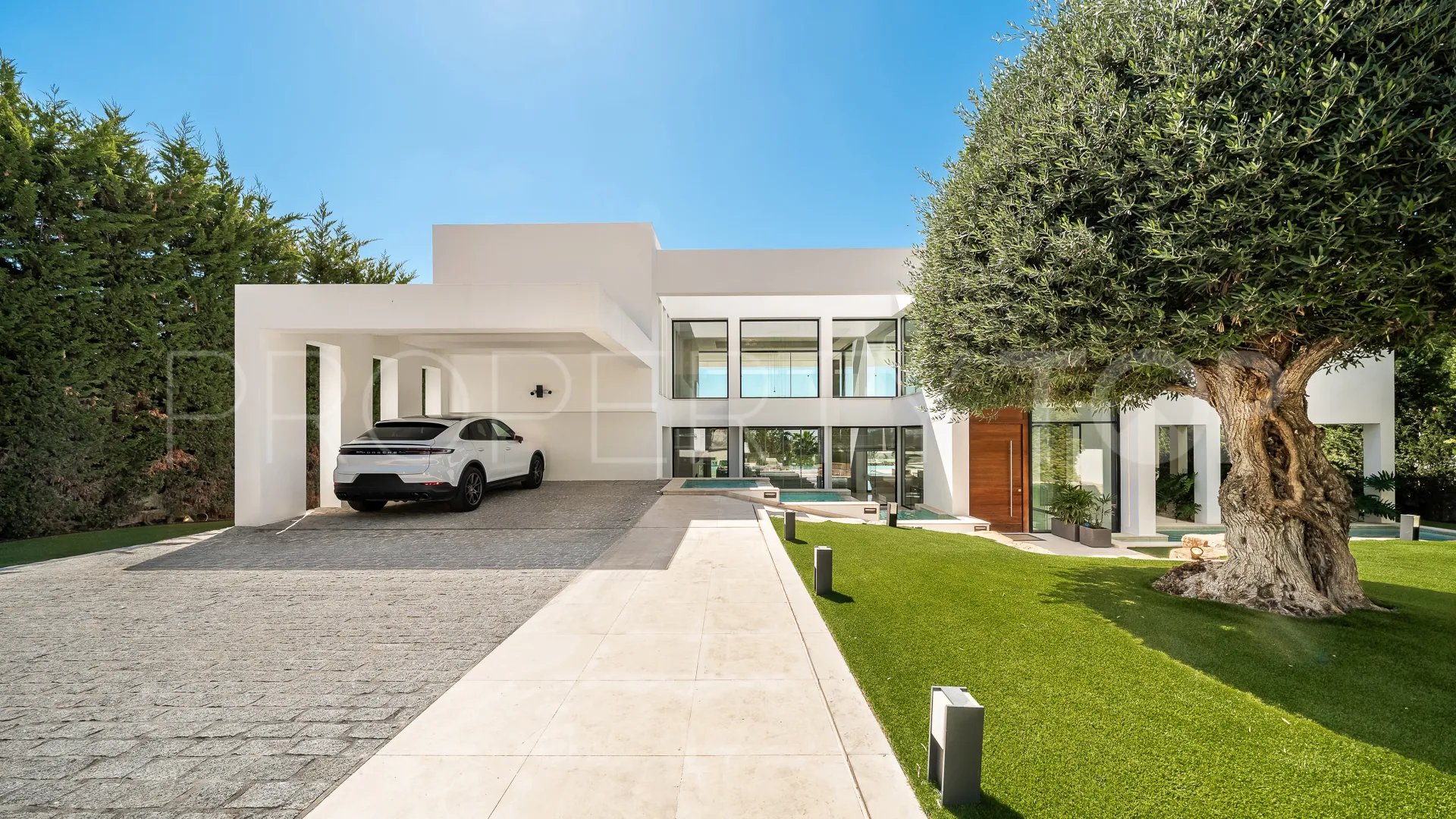 Villa for sale in La Alqueria with 5 bedrooms