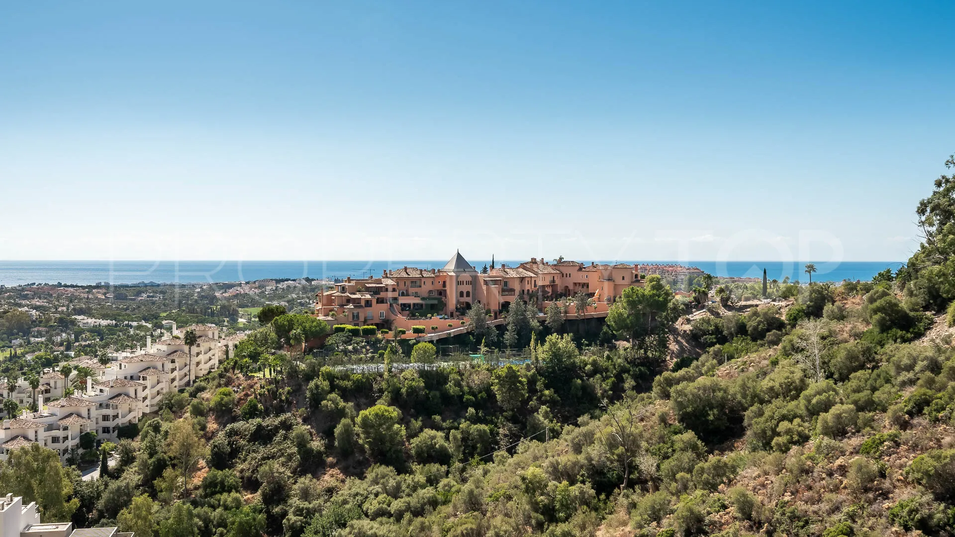 For sale Nueva Andalucia penthouse