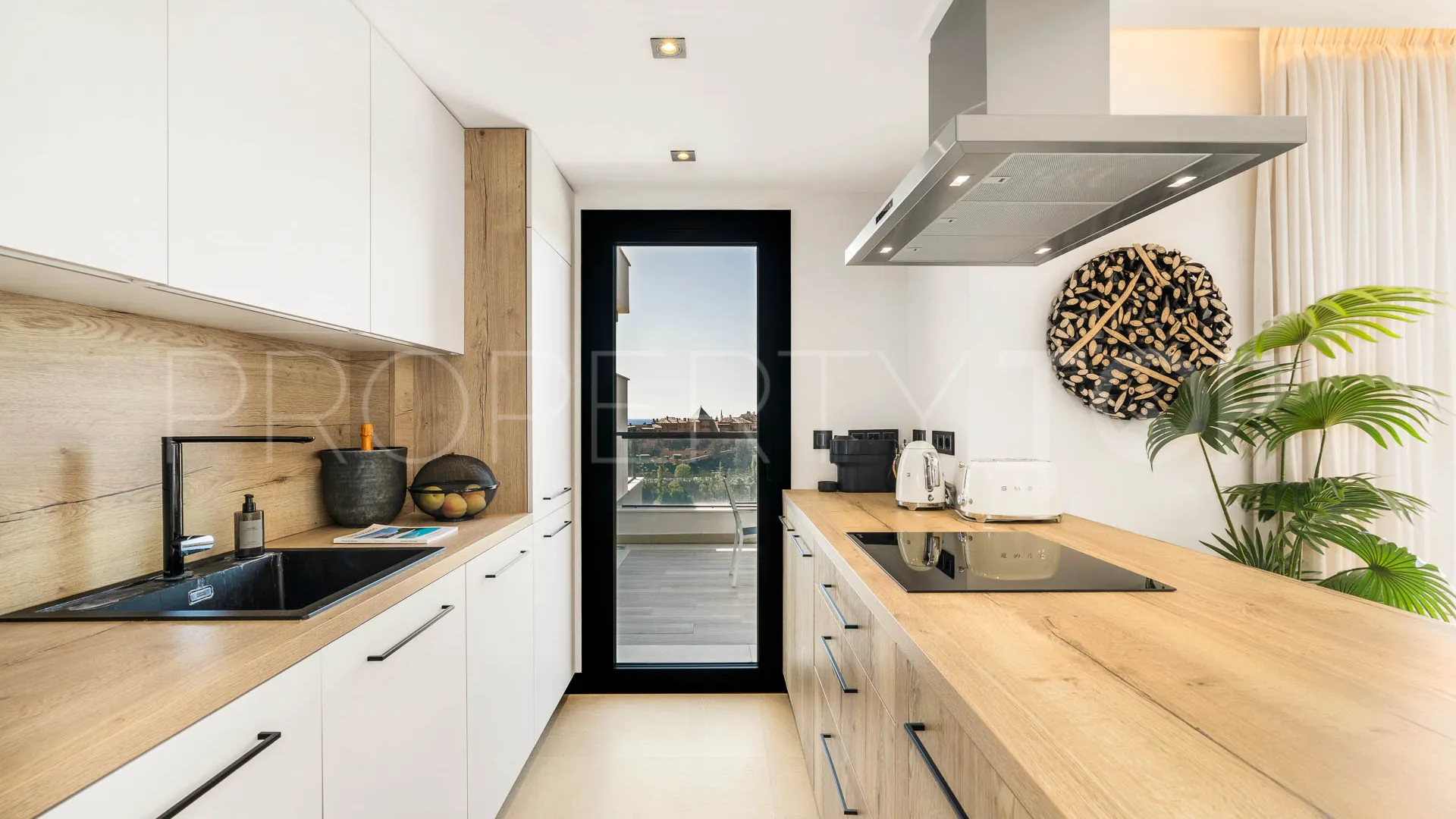 For sale Nueva Andalucia penthouse