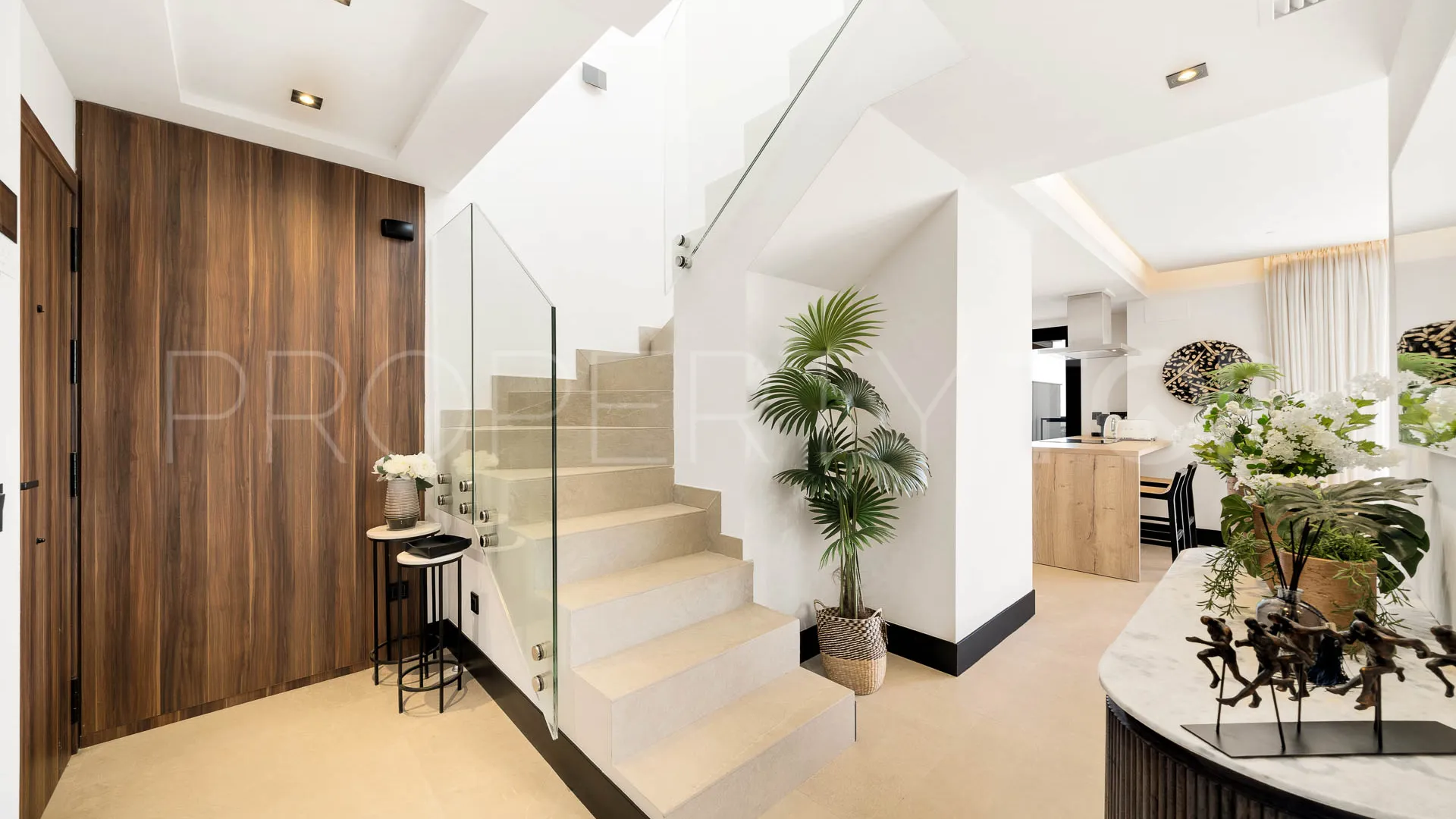 For sale Nueva Andalucia penthouse