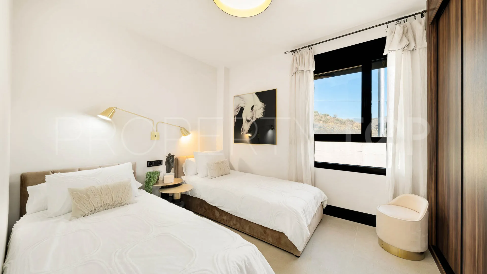 For sale Nueva Andalucia penthouse