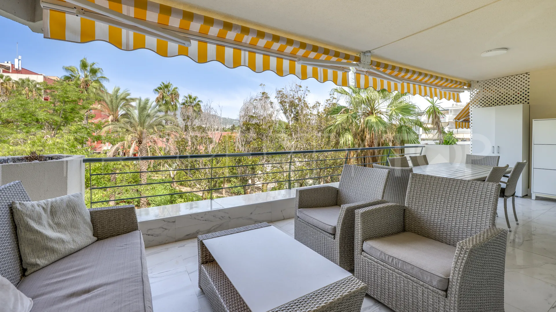 Apartment for sale in Guadalmina Alta