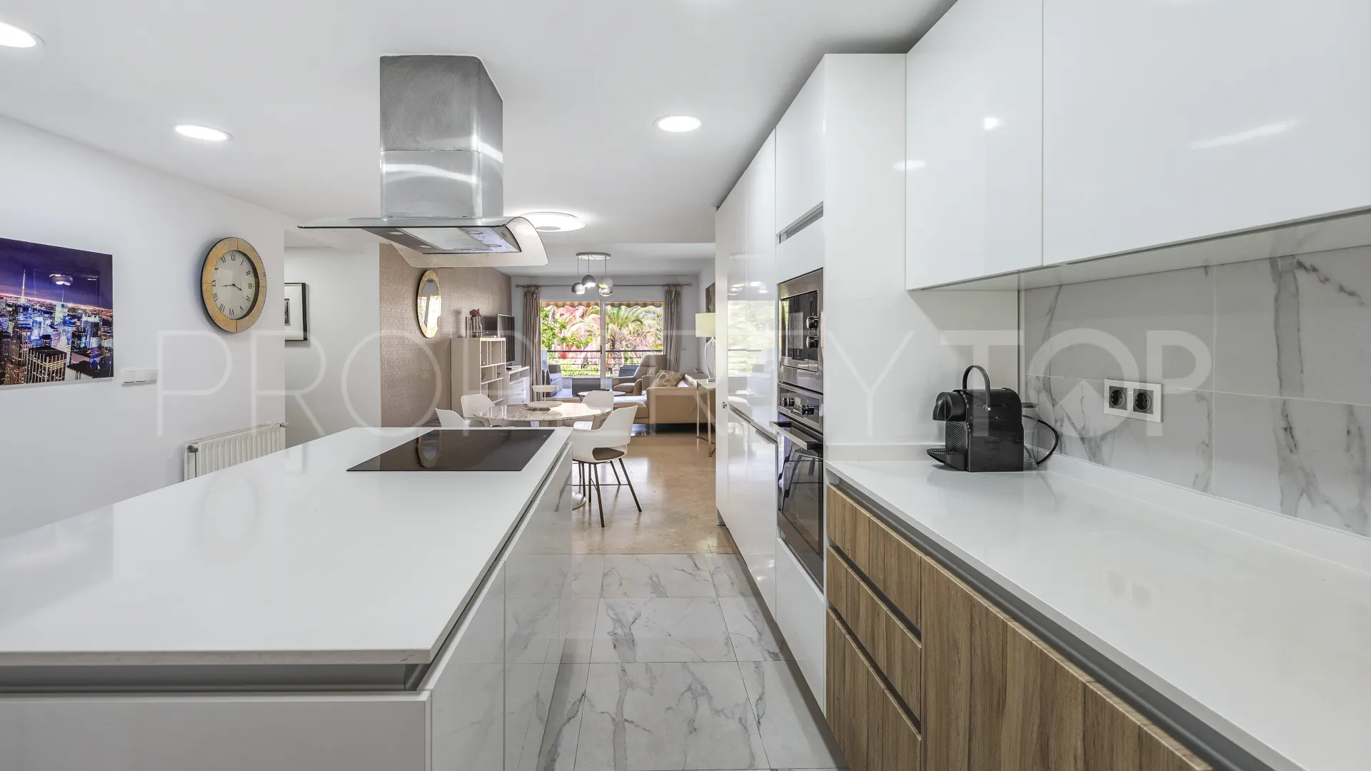 Apartment for sale in Guadalmina Alta