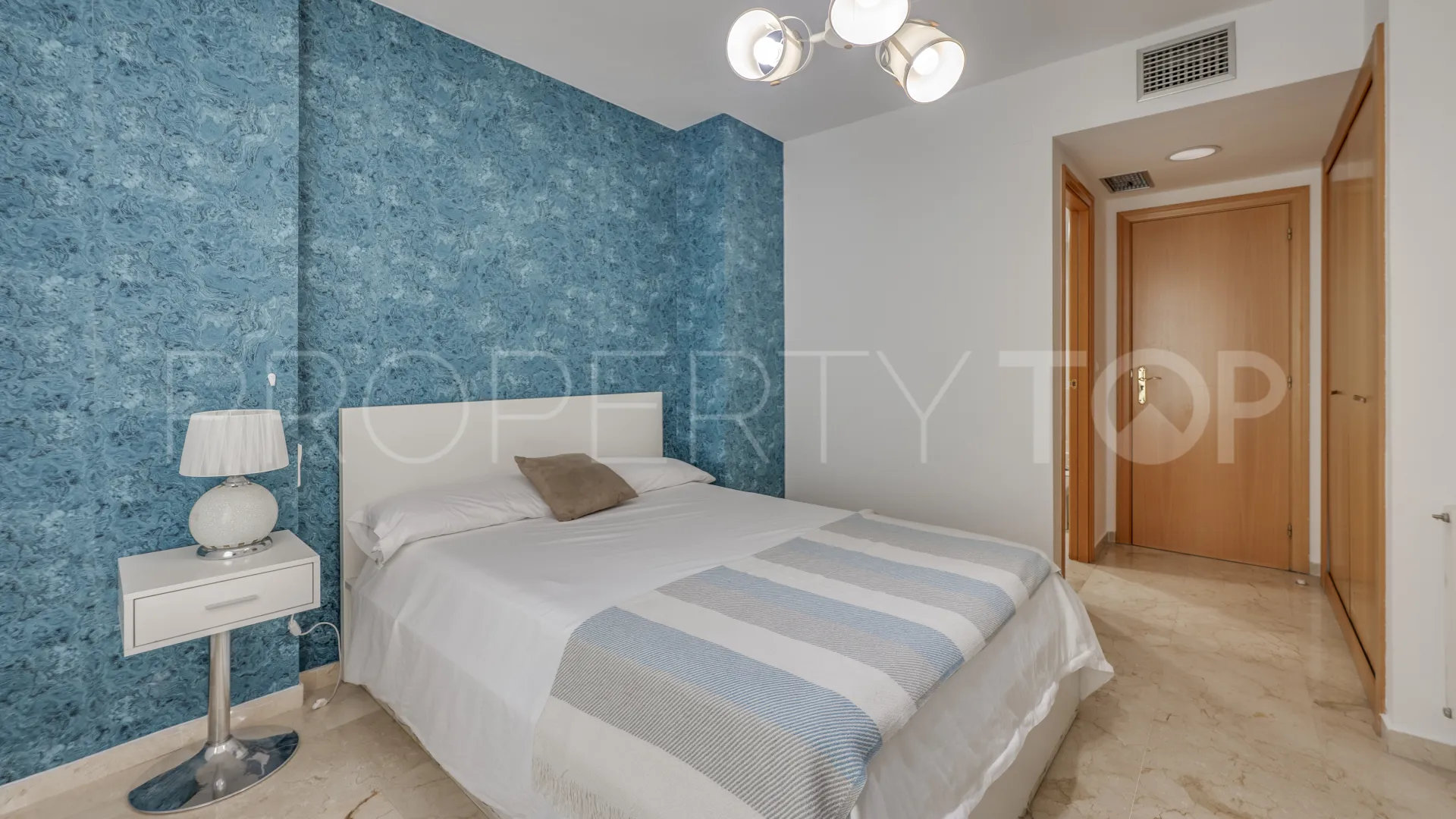 Apartment for sale in Guadalmina Alta