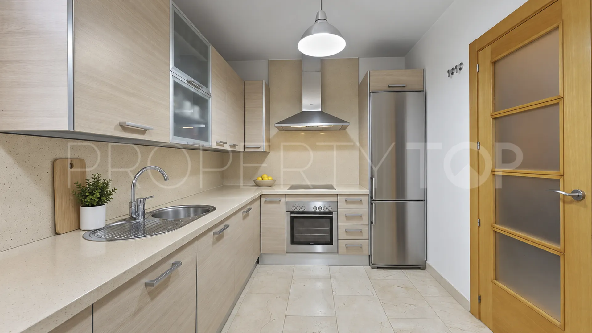 For sale Paraiso Alto town house with 3 bedrooms