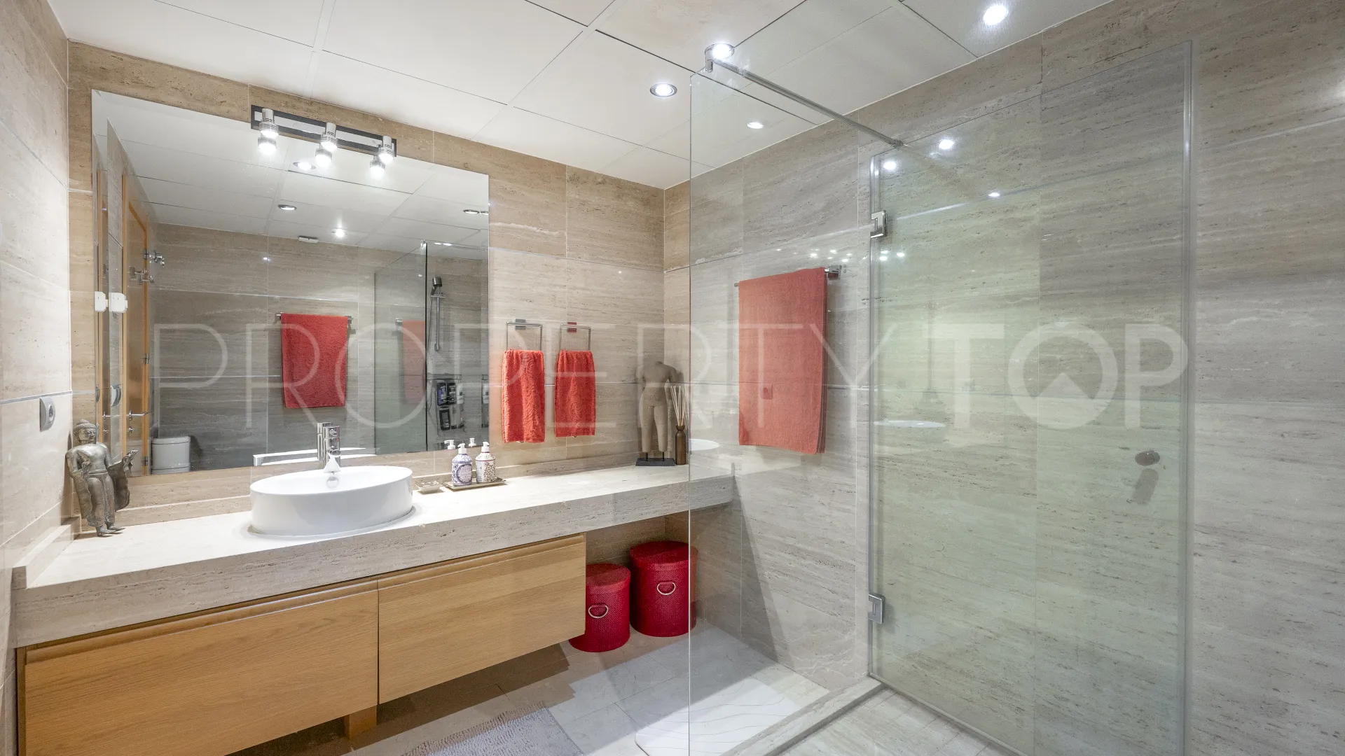 For sale Paraiso Alto town house with 3 bedrooms
