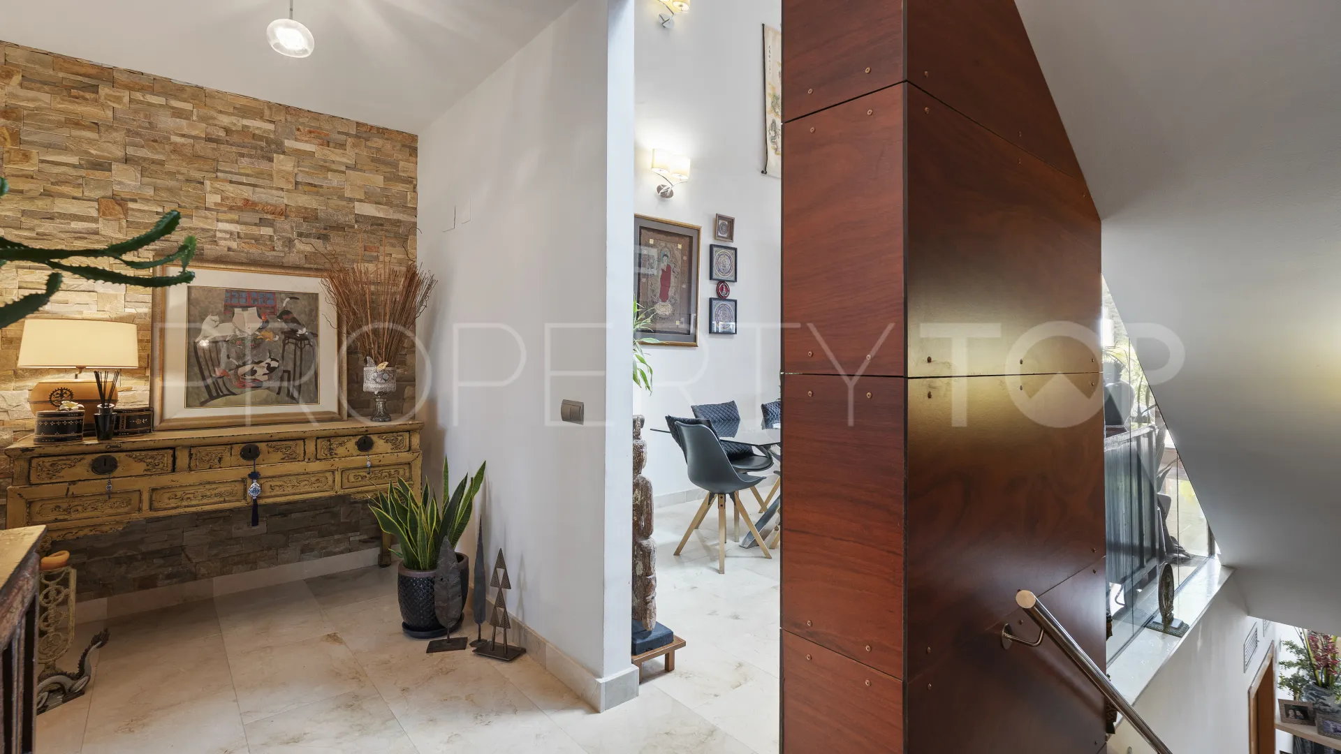 For sale Paraiso Alto town house with 3 bedrooms