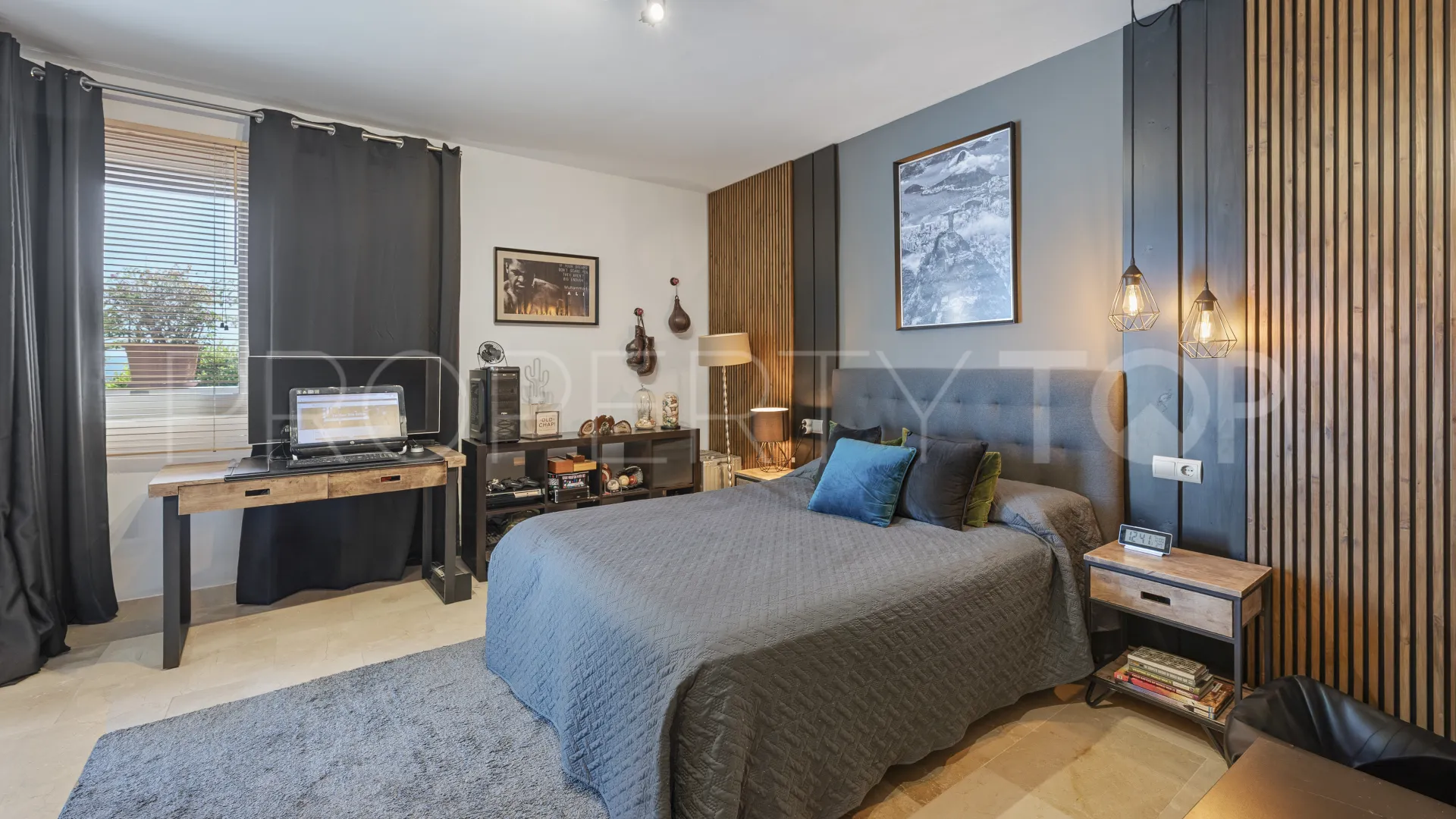 For sale Paraiso Alto town house with 3 bedrooms