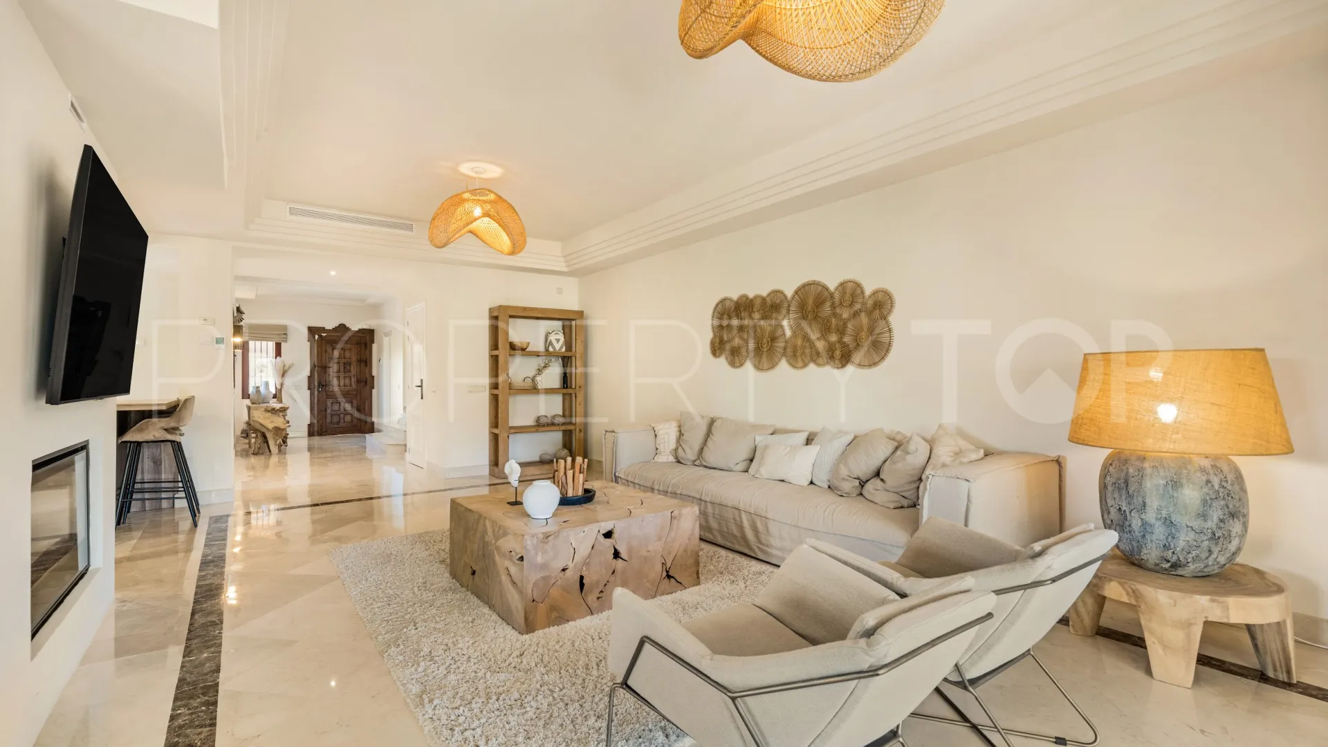 Semi detached house for sale in Nueva Andalucia