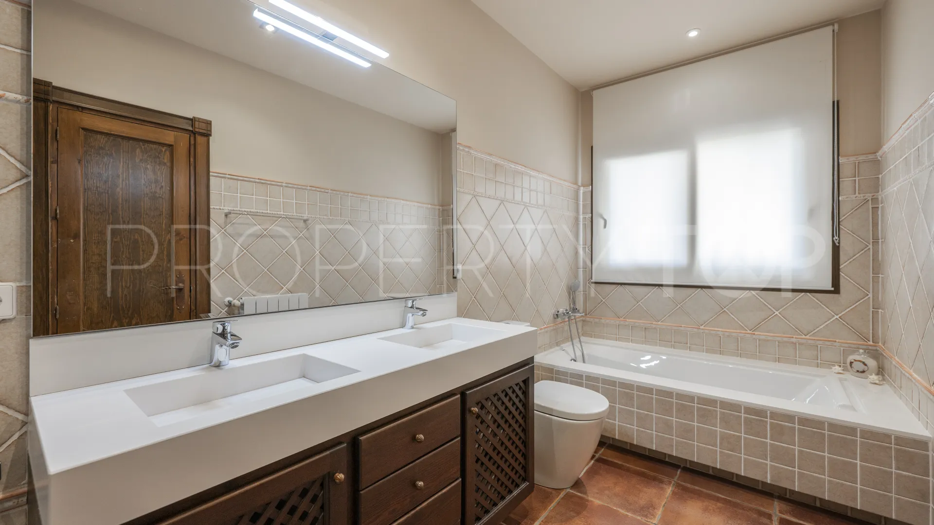 8 bedrooms San Pedro Playa villa for sale