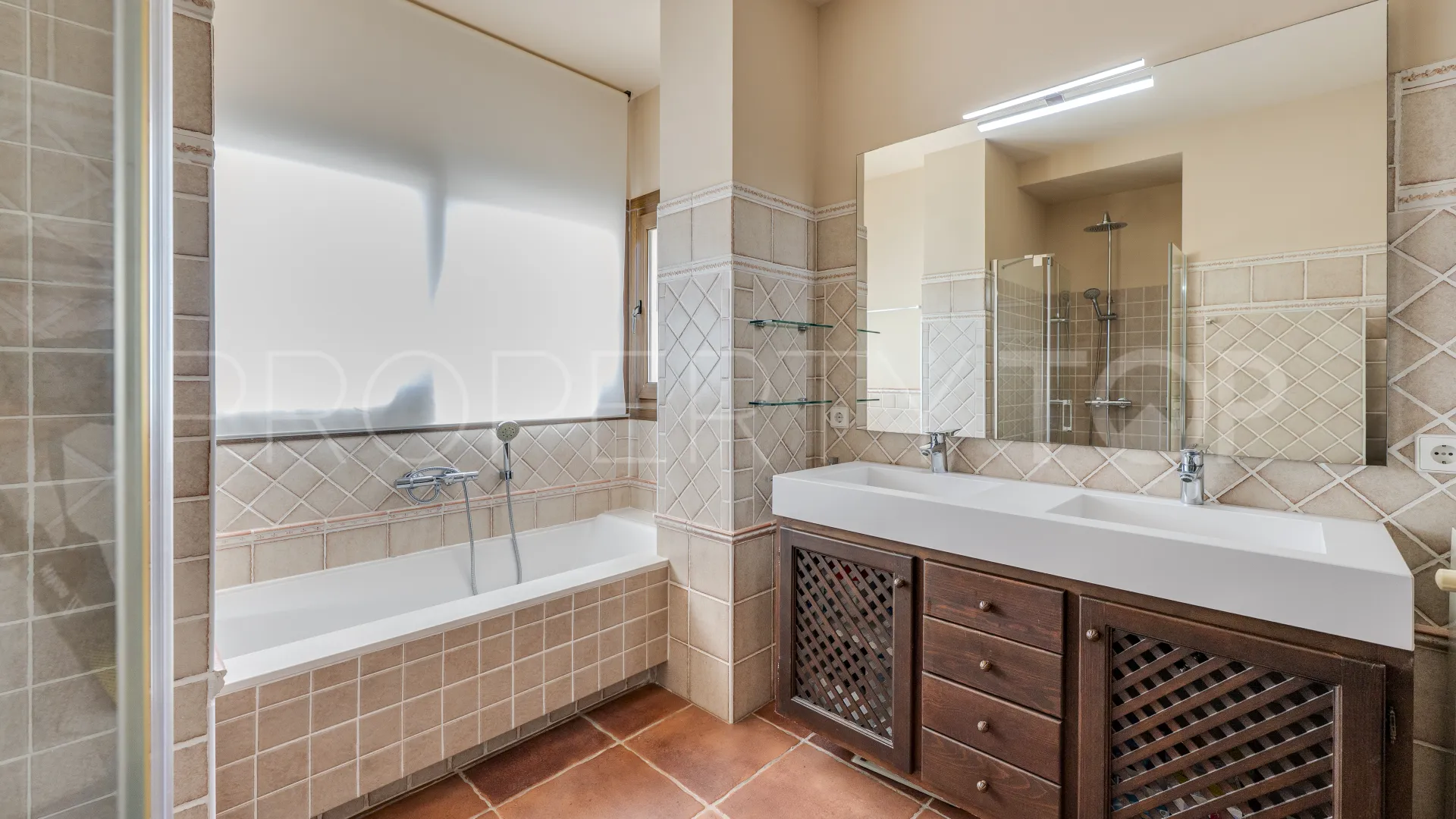 8 bedrooms San Pedro Playa villa for sale
