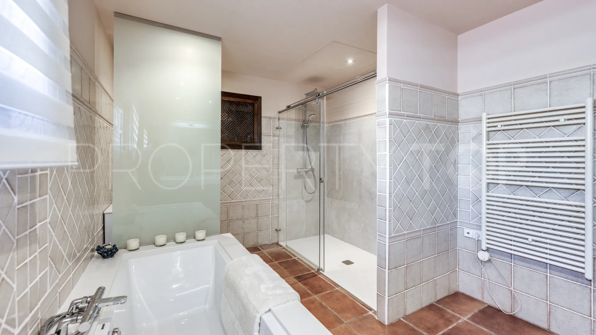 8 bedrooms San Pedro Playa villa for sale