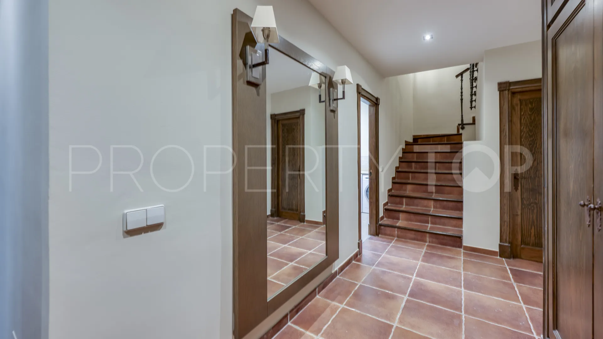 8 bedrooms San Pedro Playa villa for sale