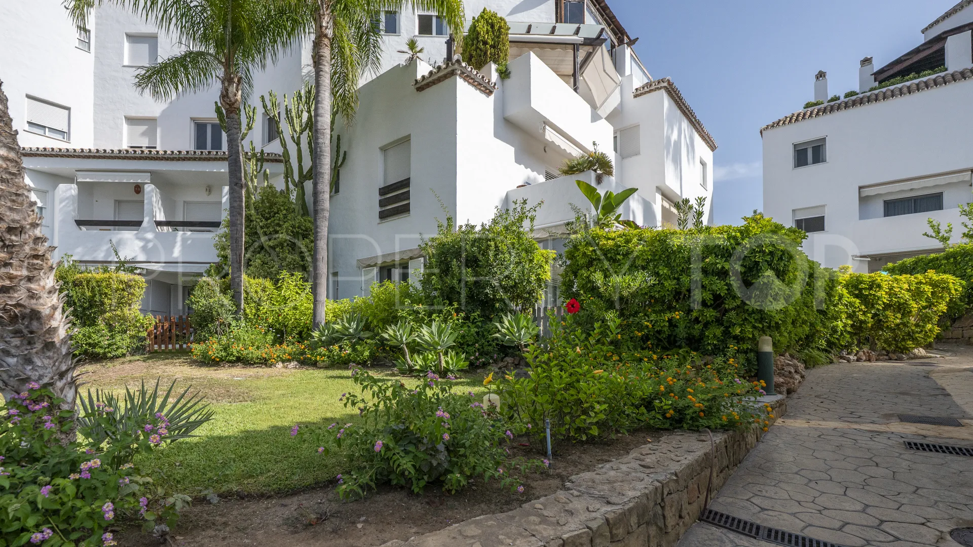 Apartamento en venta en Bahia de Marbella de 2 dormitorios