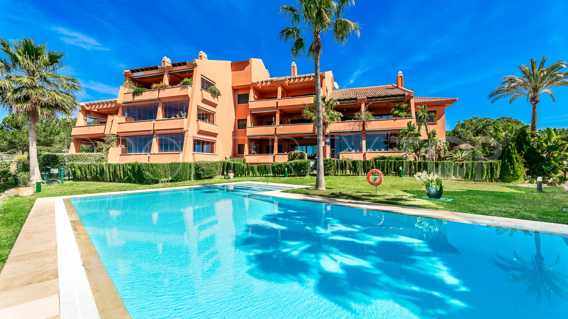 For sale El Rosario penthouse with 3 bedrooms