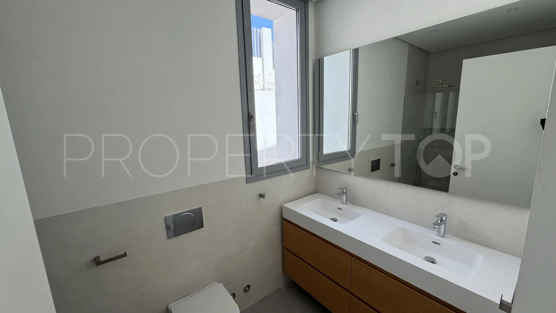 Se vende villa en Los Arqueros