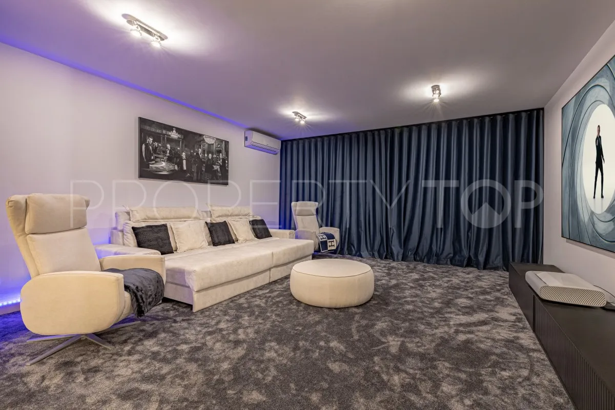 Villa a la venta de 6 dormitorios en Los Flamingos Golf