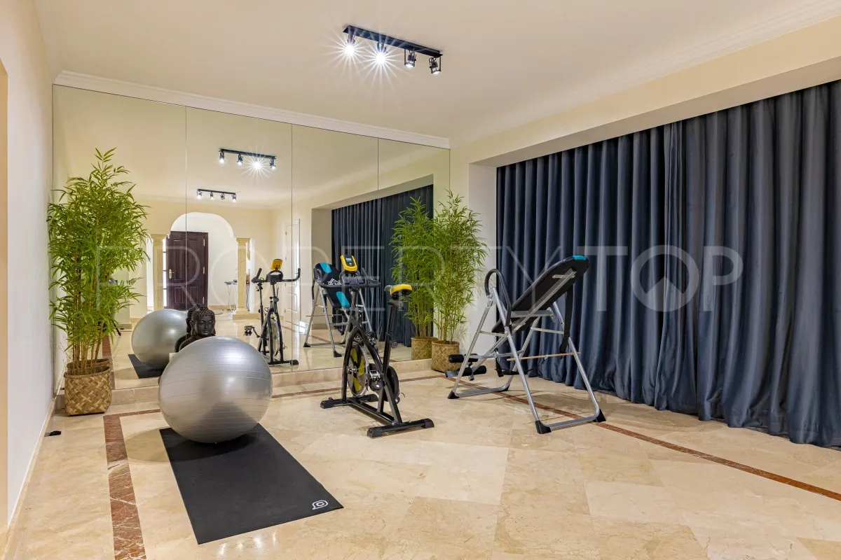 Villa a la venta de 6 dormitorios en Los Flamingos Golf