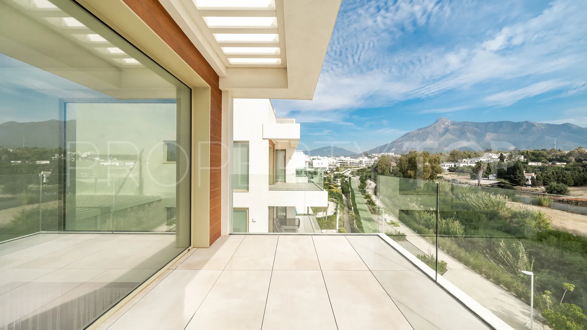 Penthouse with 3 bedrooms for sale in Golden Mile