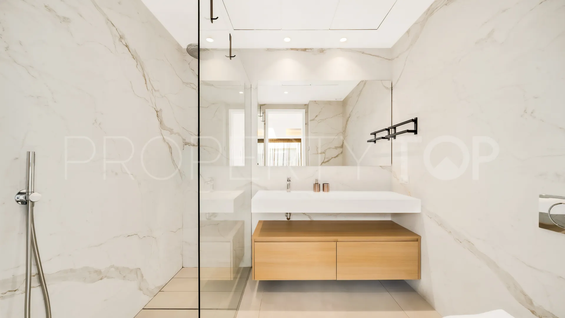 Penthouse with 3 bedrooms for sale in Golden Mile
