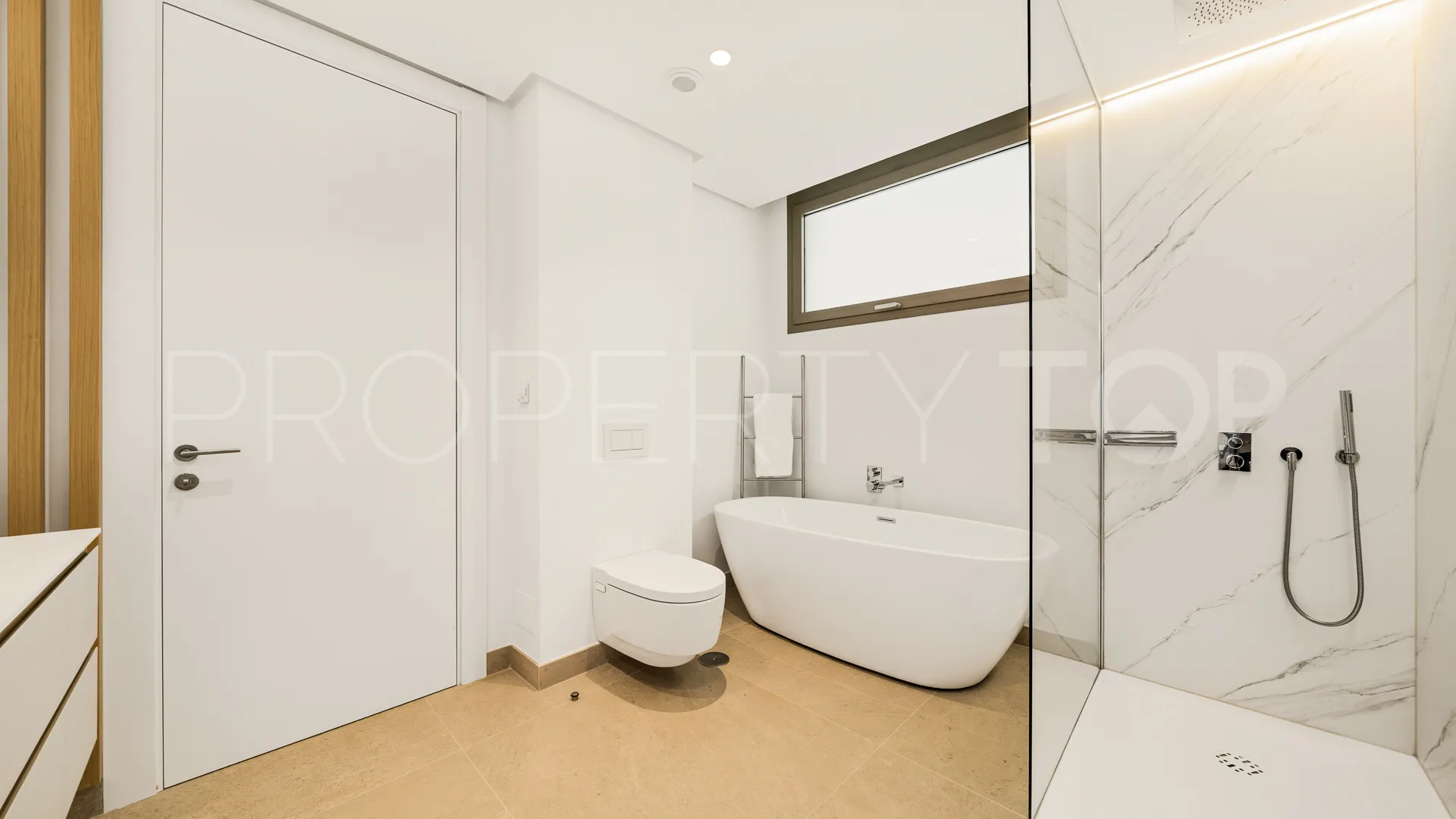Apartamento planta baja en venta en La Quinta