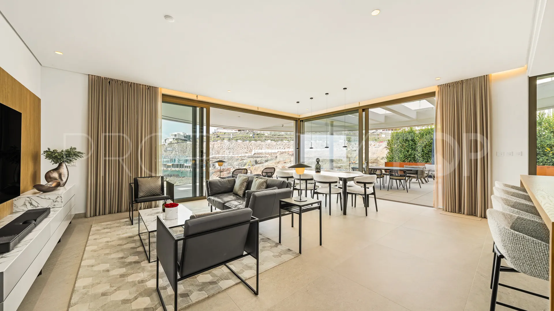 Apartamento planta baja en venta en La Quinta