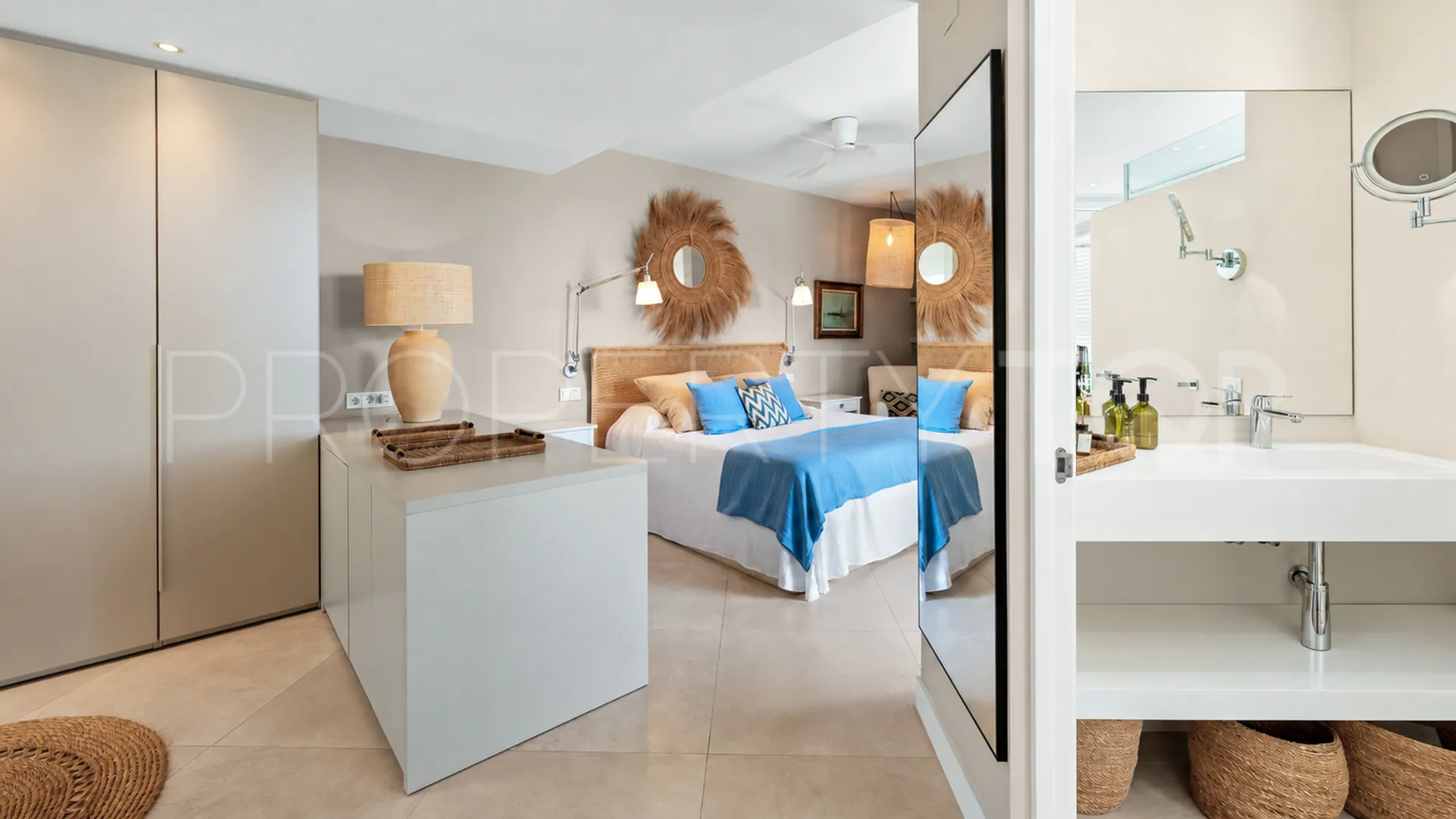 Buy penthouse in Beach Side Golden Mile with 3 bedrooms