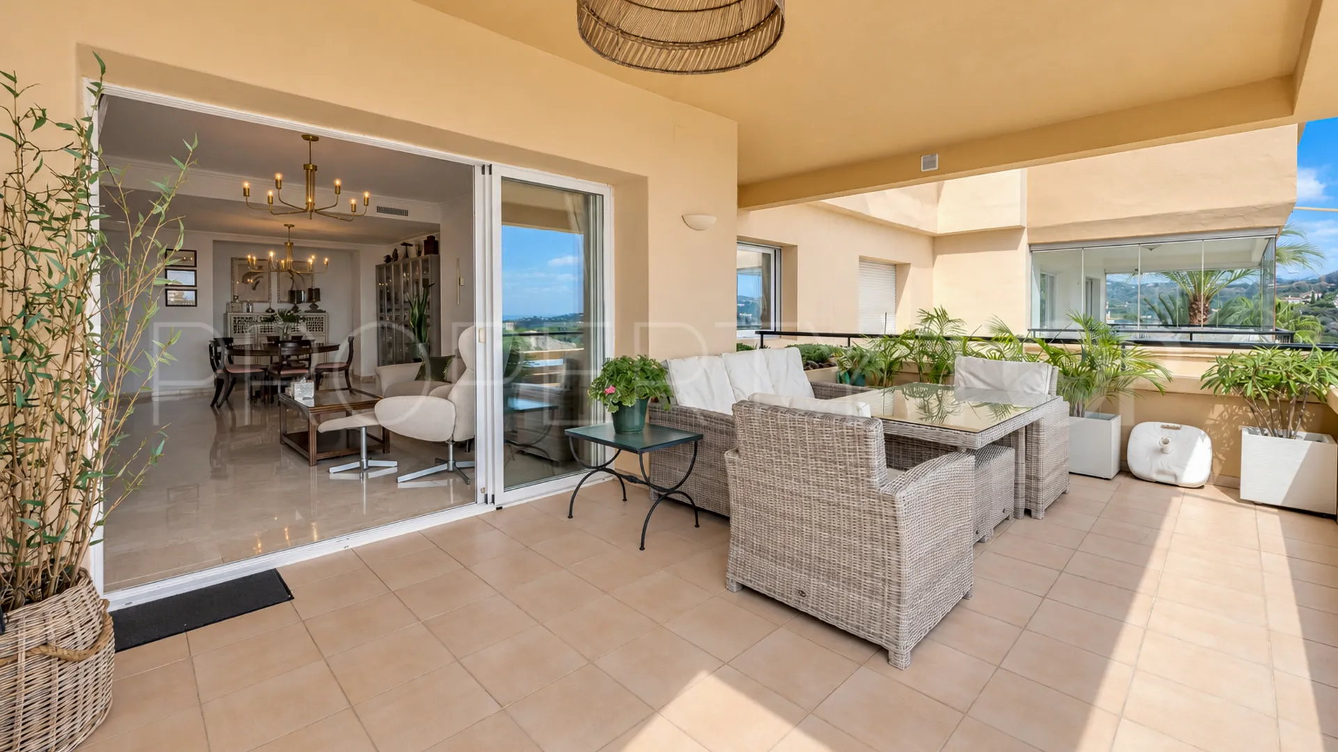 3 bedrooms Elviria Hills apartment for sale