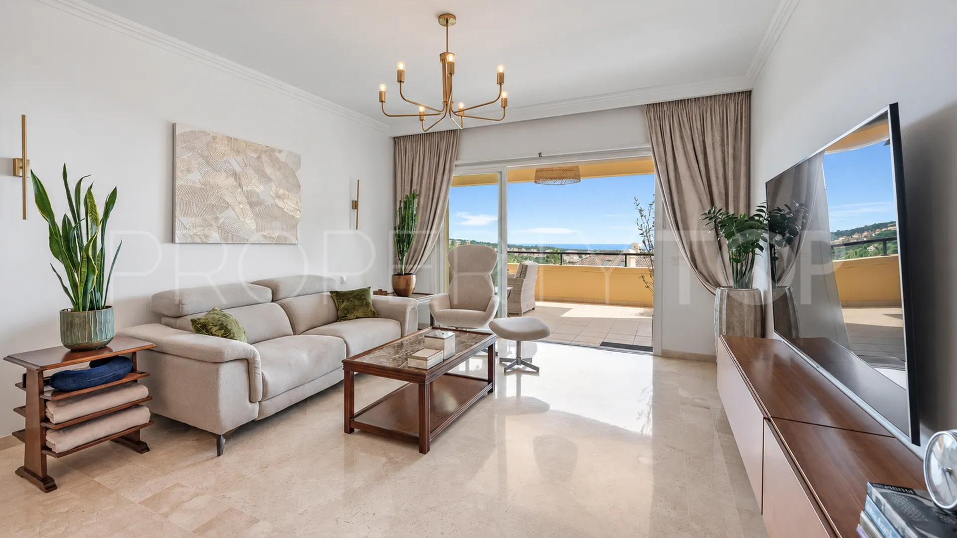 3 bedrooms Elviria Hills apartment for sale