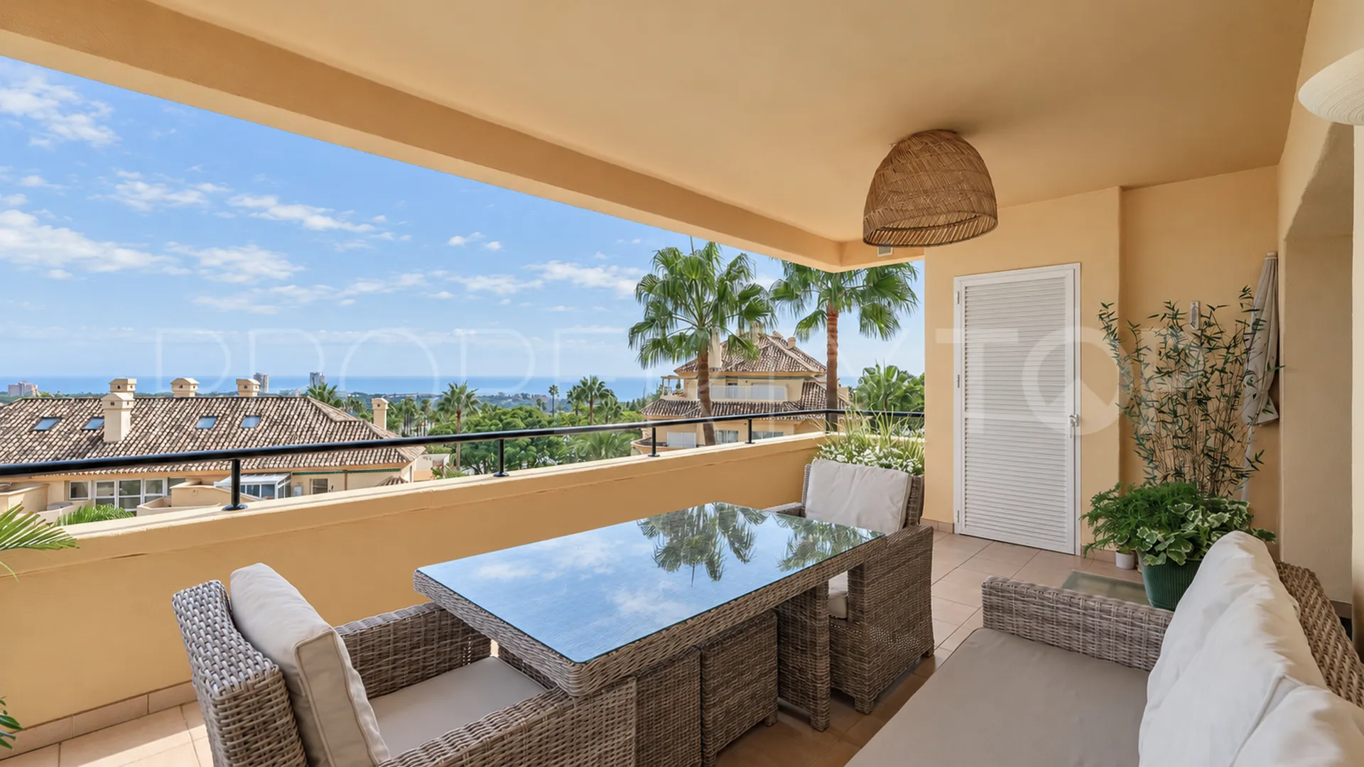 3 bedrooms Elviria Hills apartment for sale