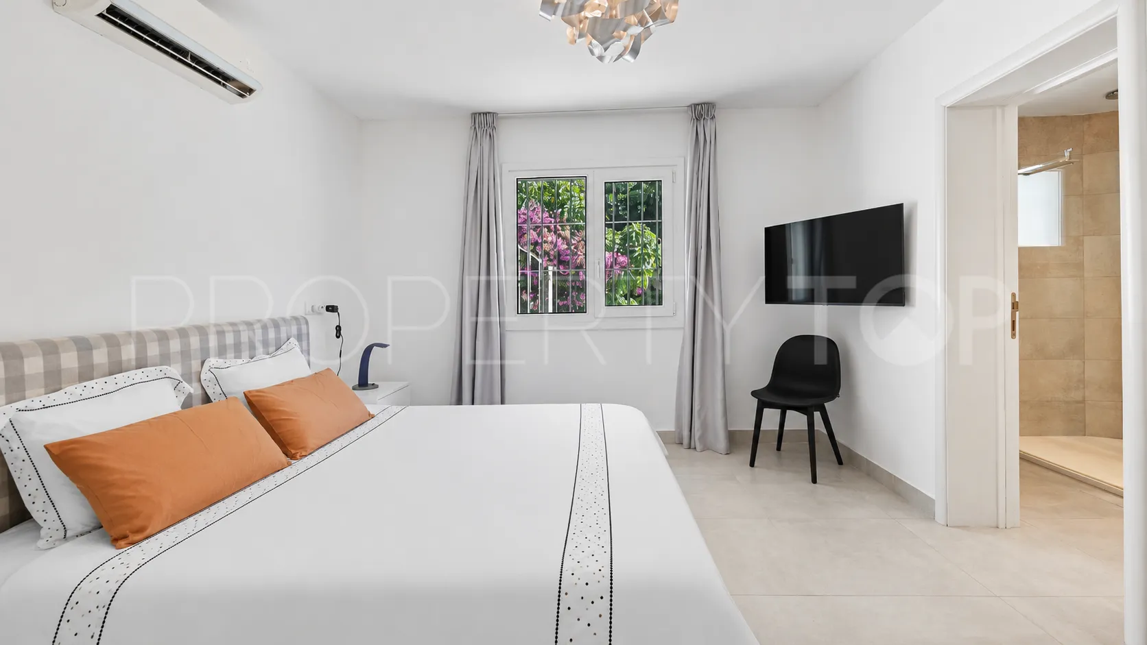 Villa with 4 bedrooms for sale in Marbesa