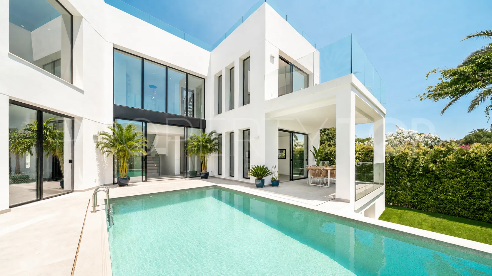 Villa en venta en Marbesa con 5 dormitorios