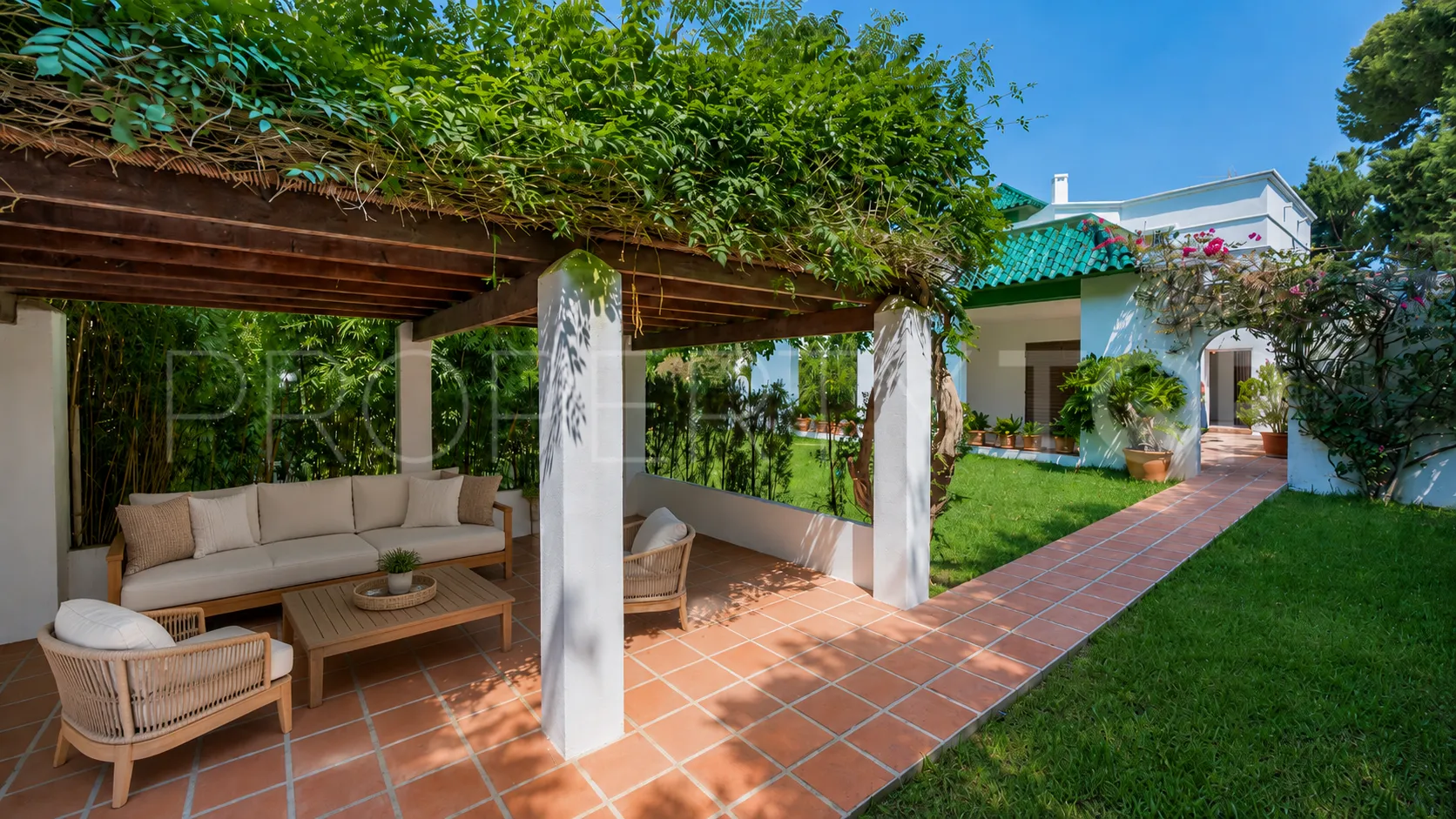 4 bedrooms plot for sale in Cabopino